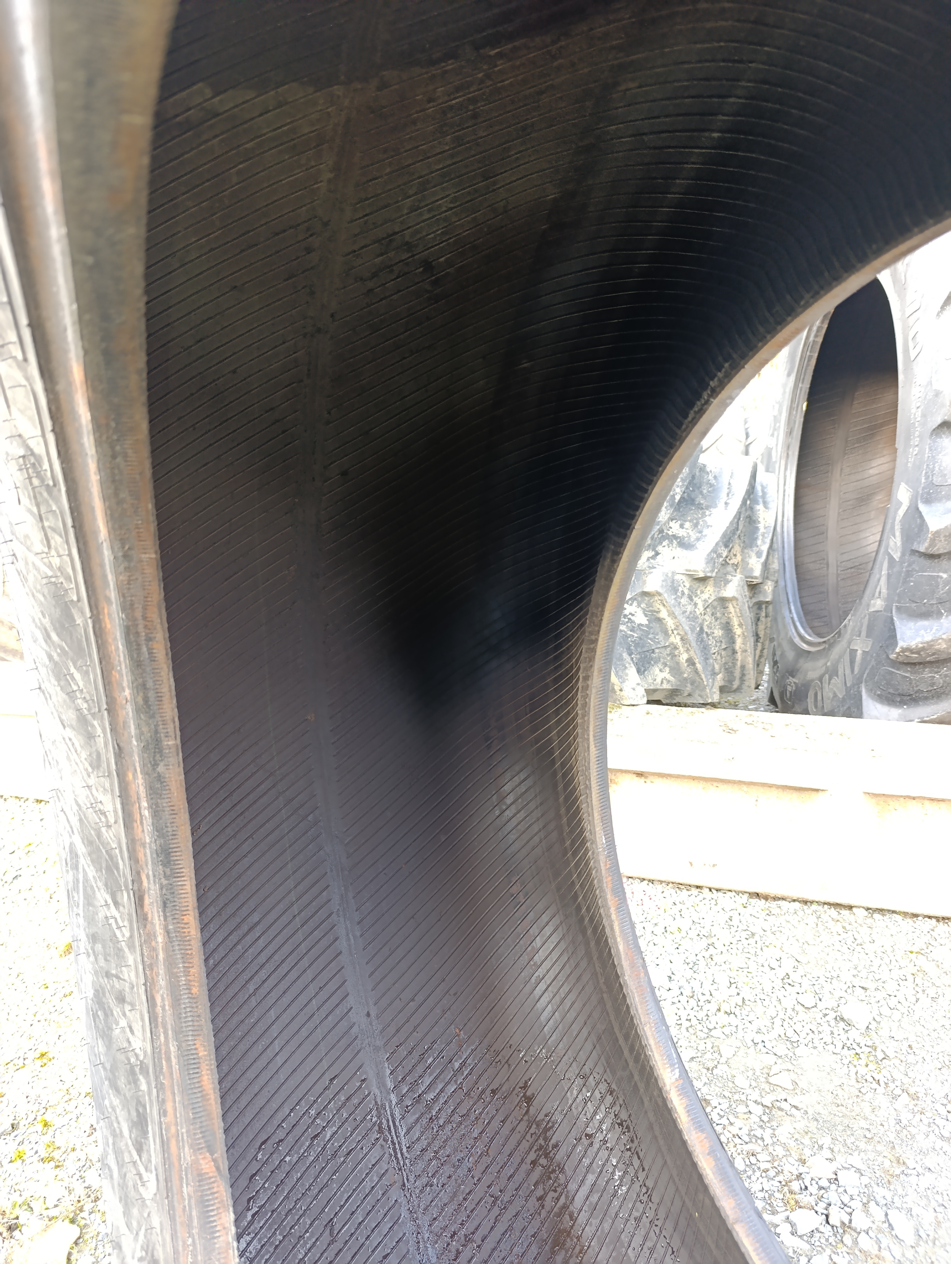 PNEU OCCASION CONTINENTAL 540/65/30