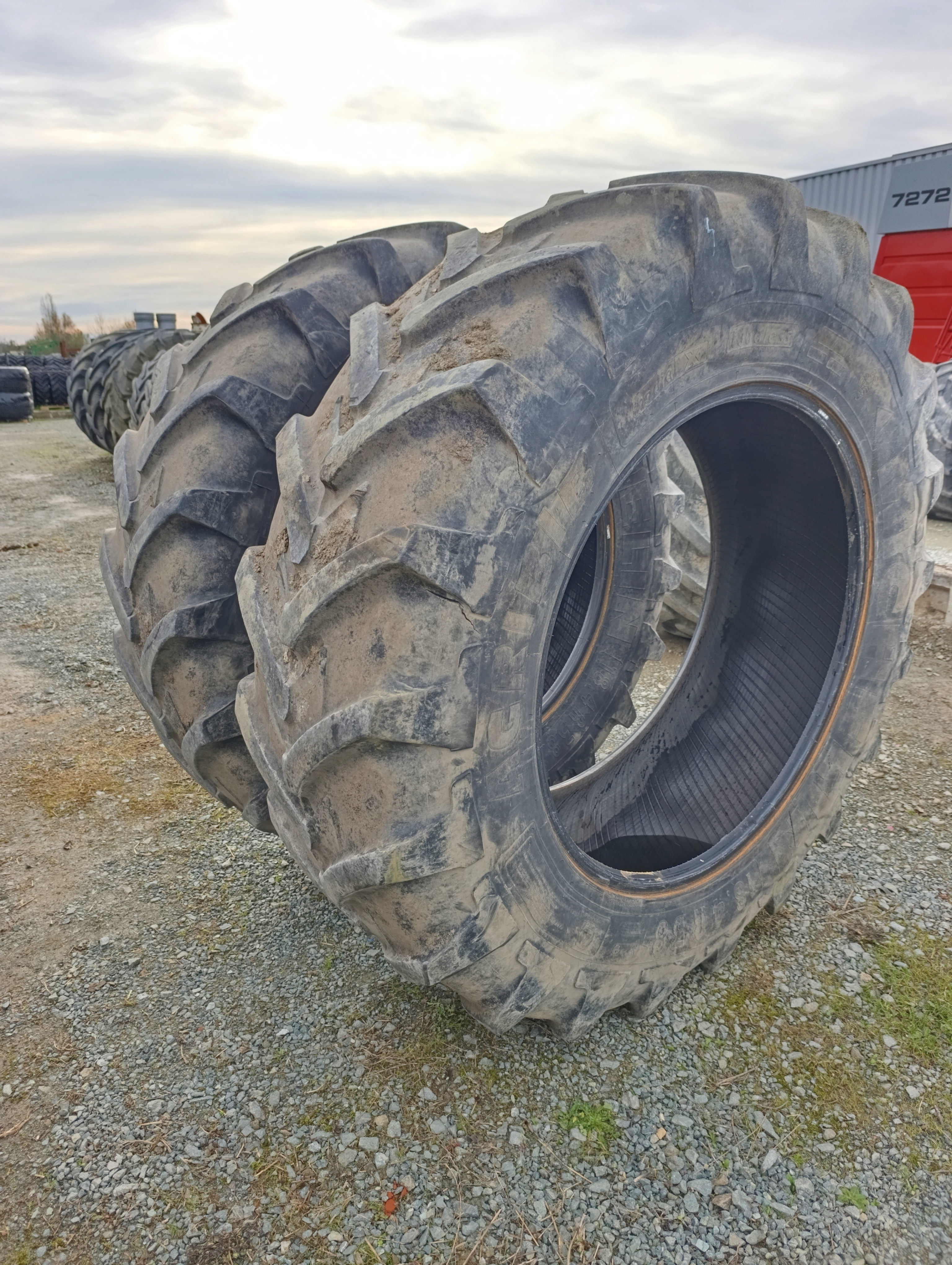 PNEU OCCASION MICHELIN 460/85/38