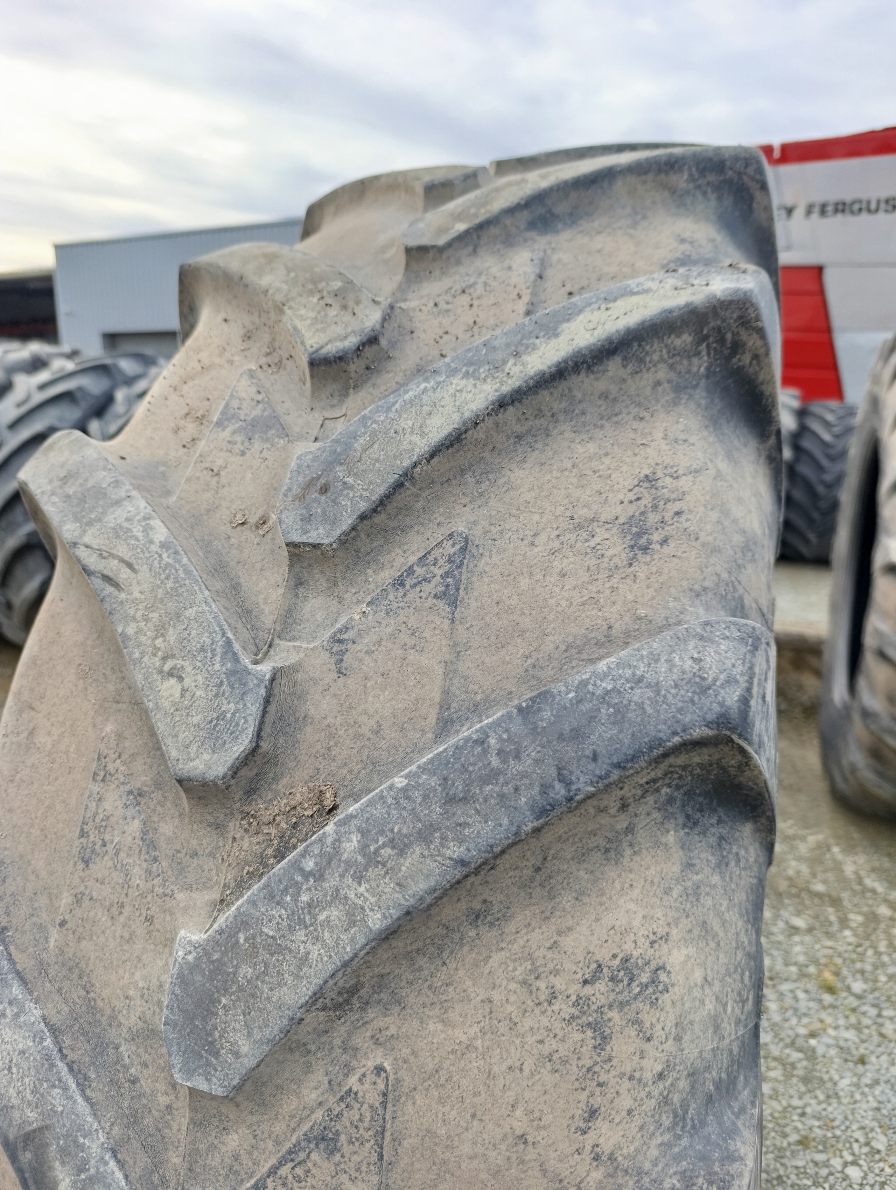 PNEU OCCASION MICHELIN 460/85/38