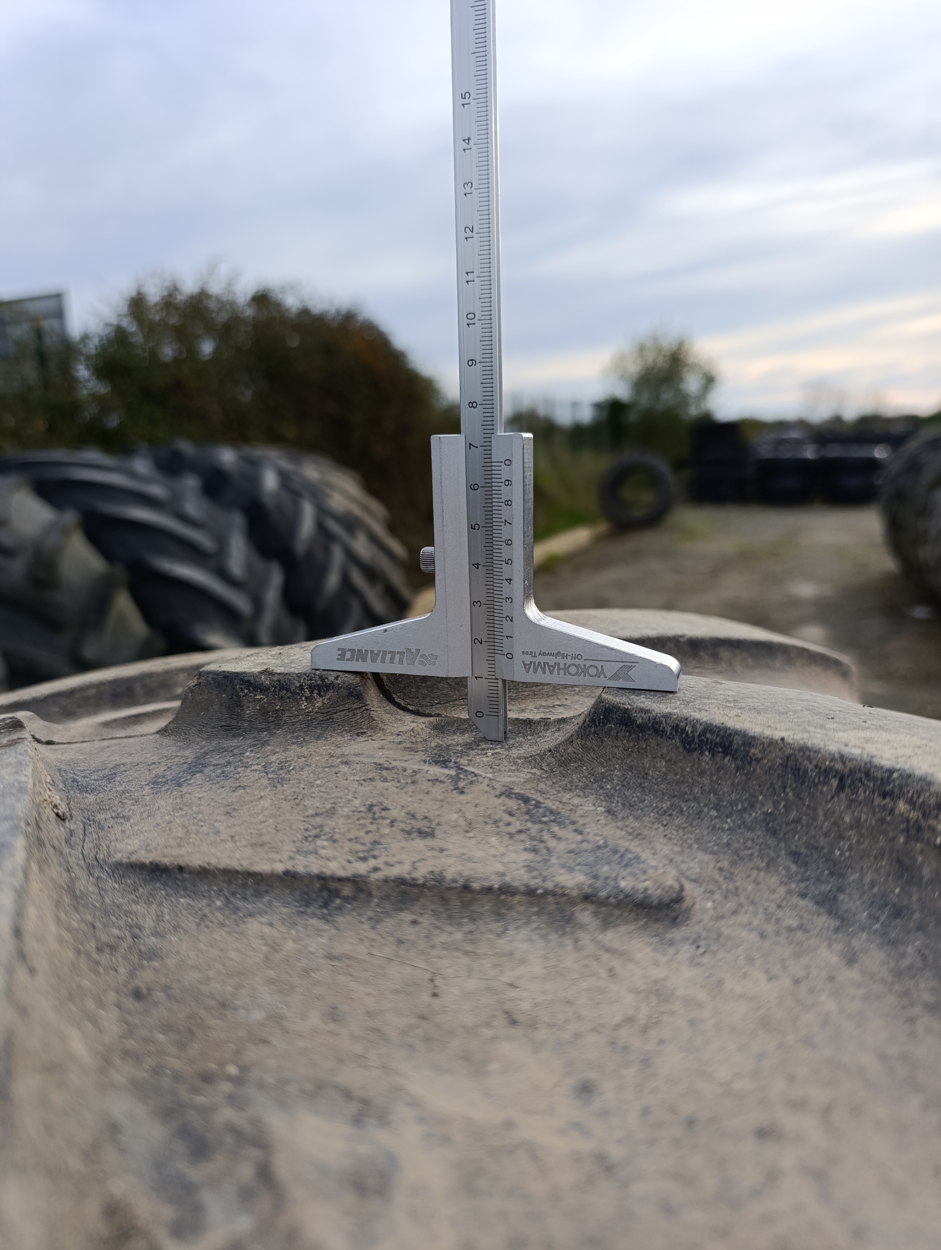 PNEU OCCASION MICHELIN 460/85/38