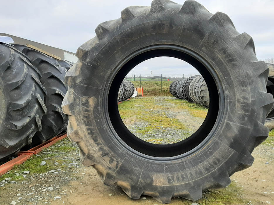 pneu-michelin-580-70-38