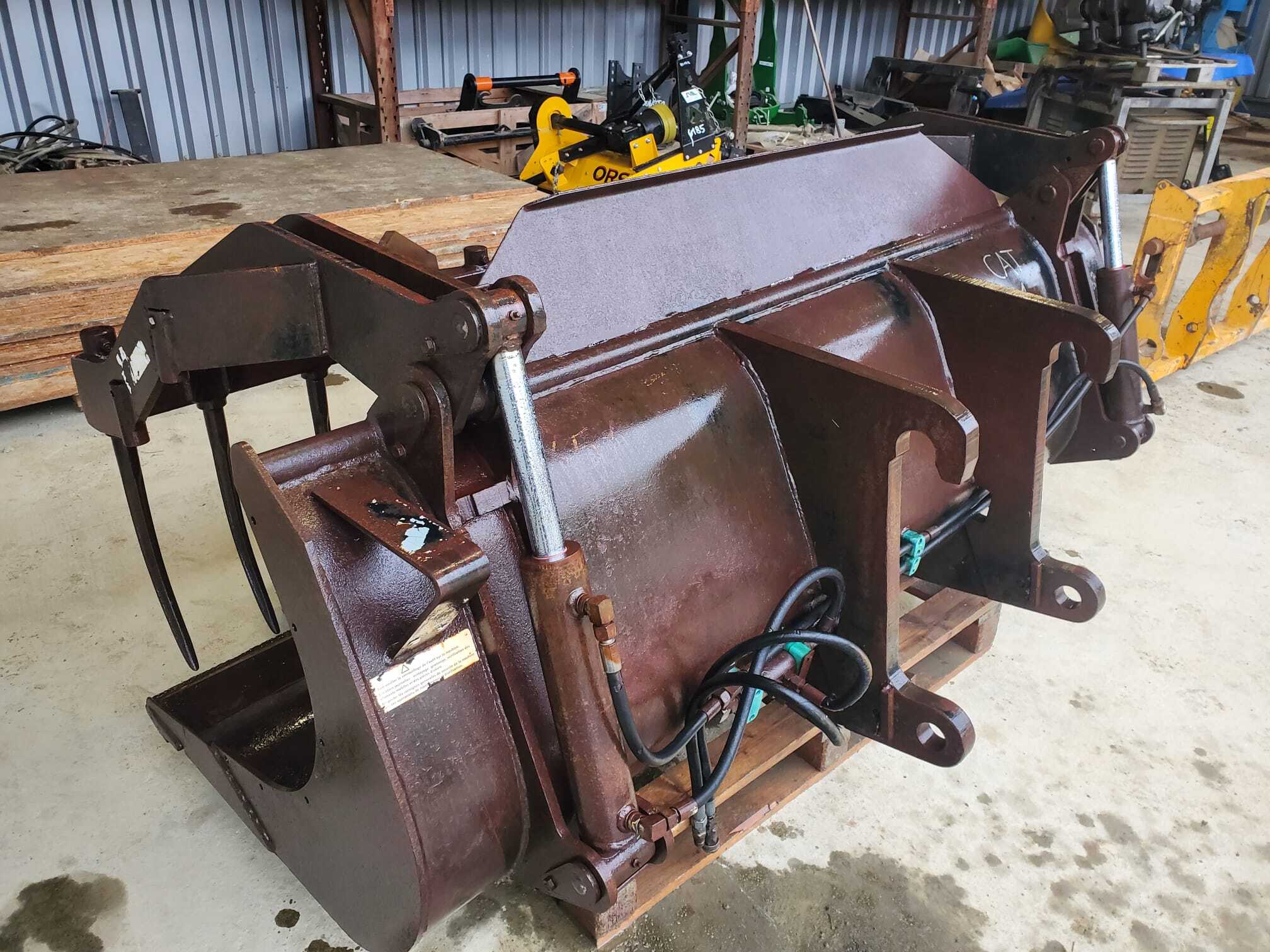 GODET GRIFFE RIMAN 245 CM ATTELAGE CATERPILLAR