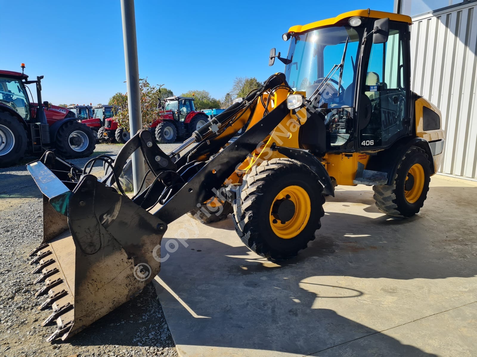 JCB 406