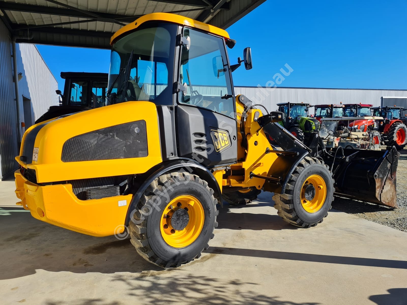 JCB 406