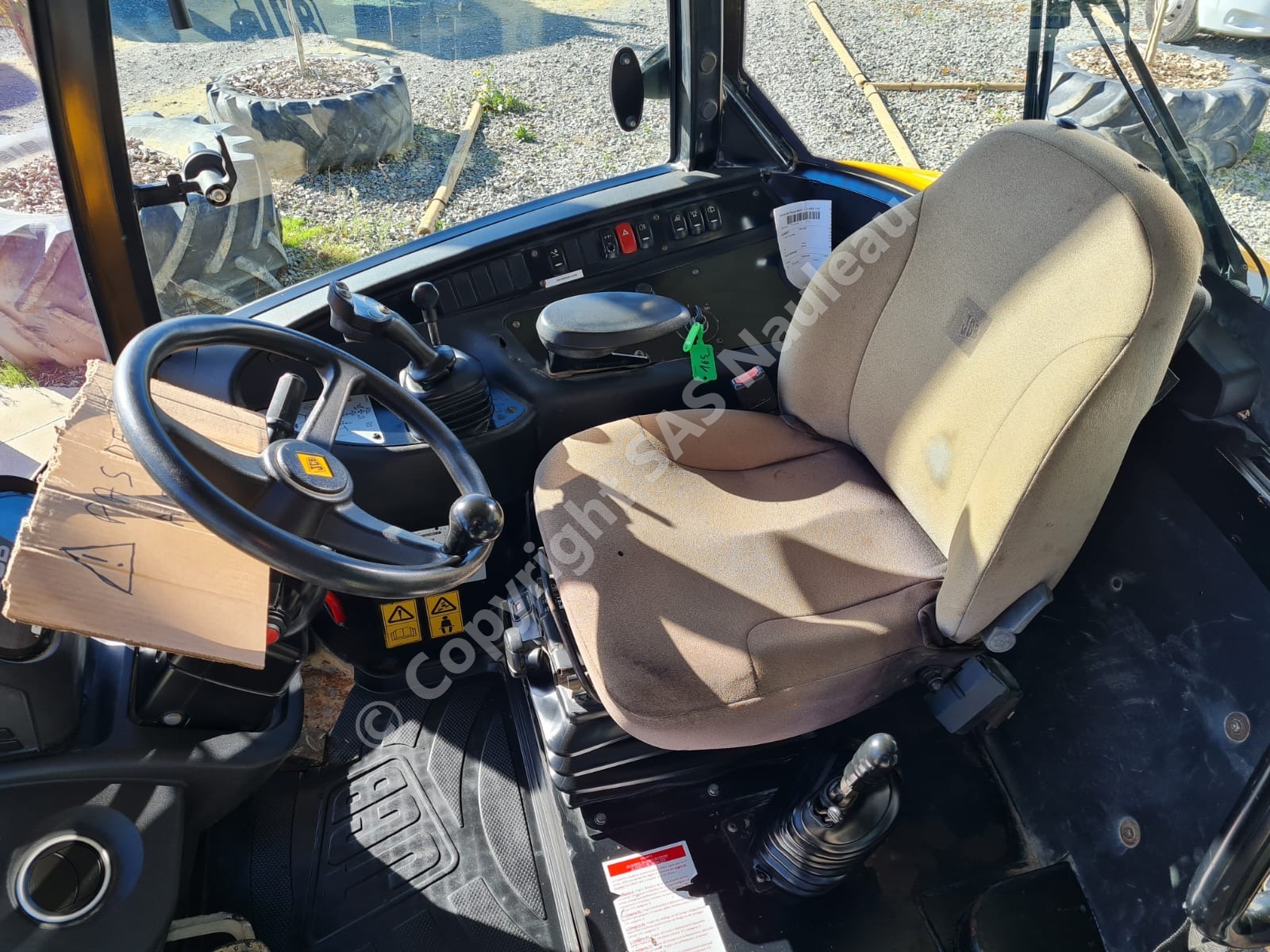 JCB 406