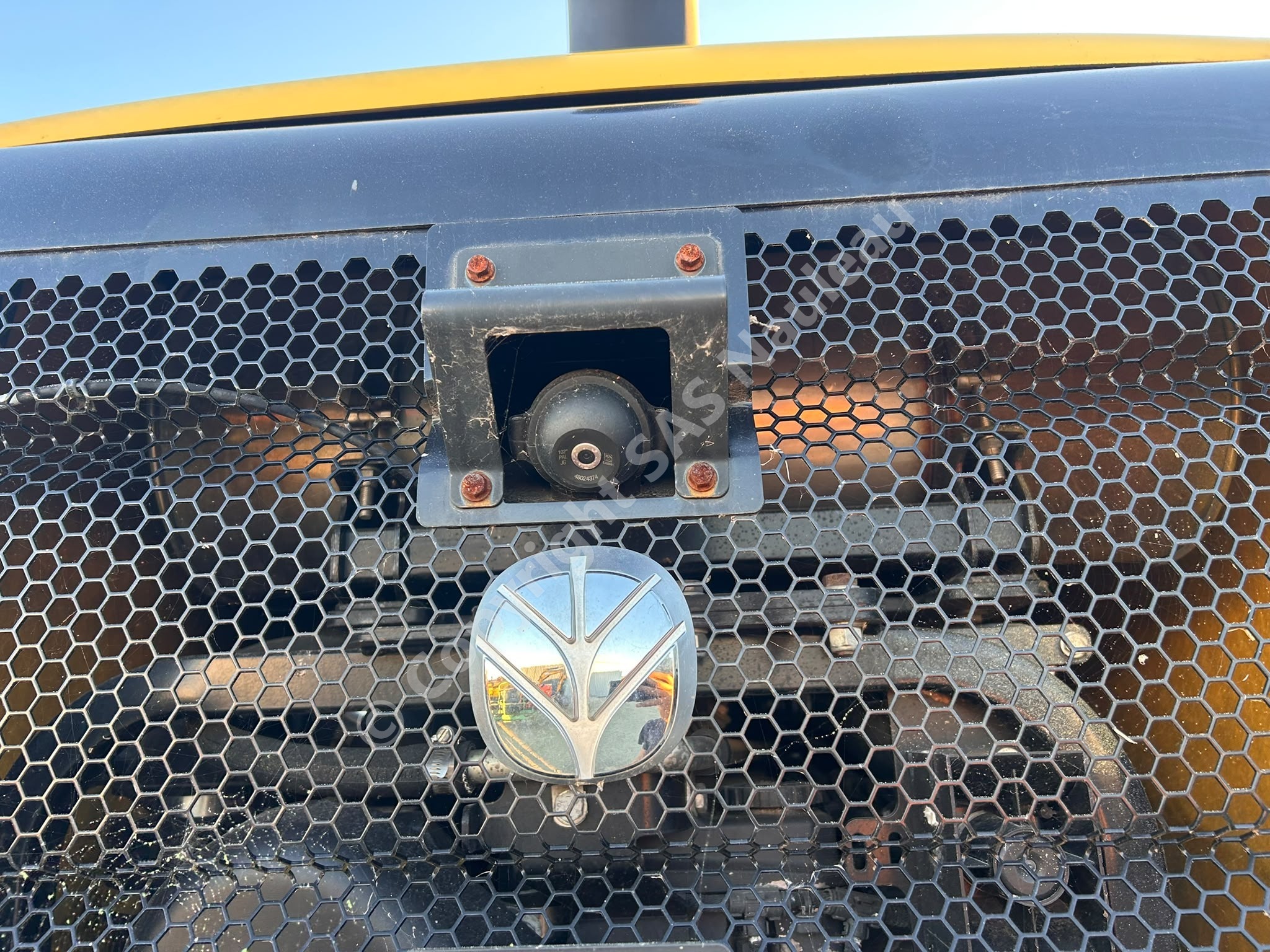 NEW HOLLAND W 130 D