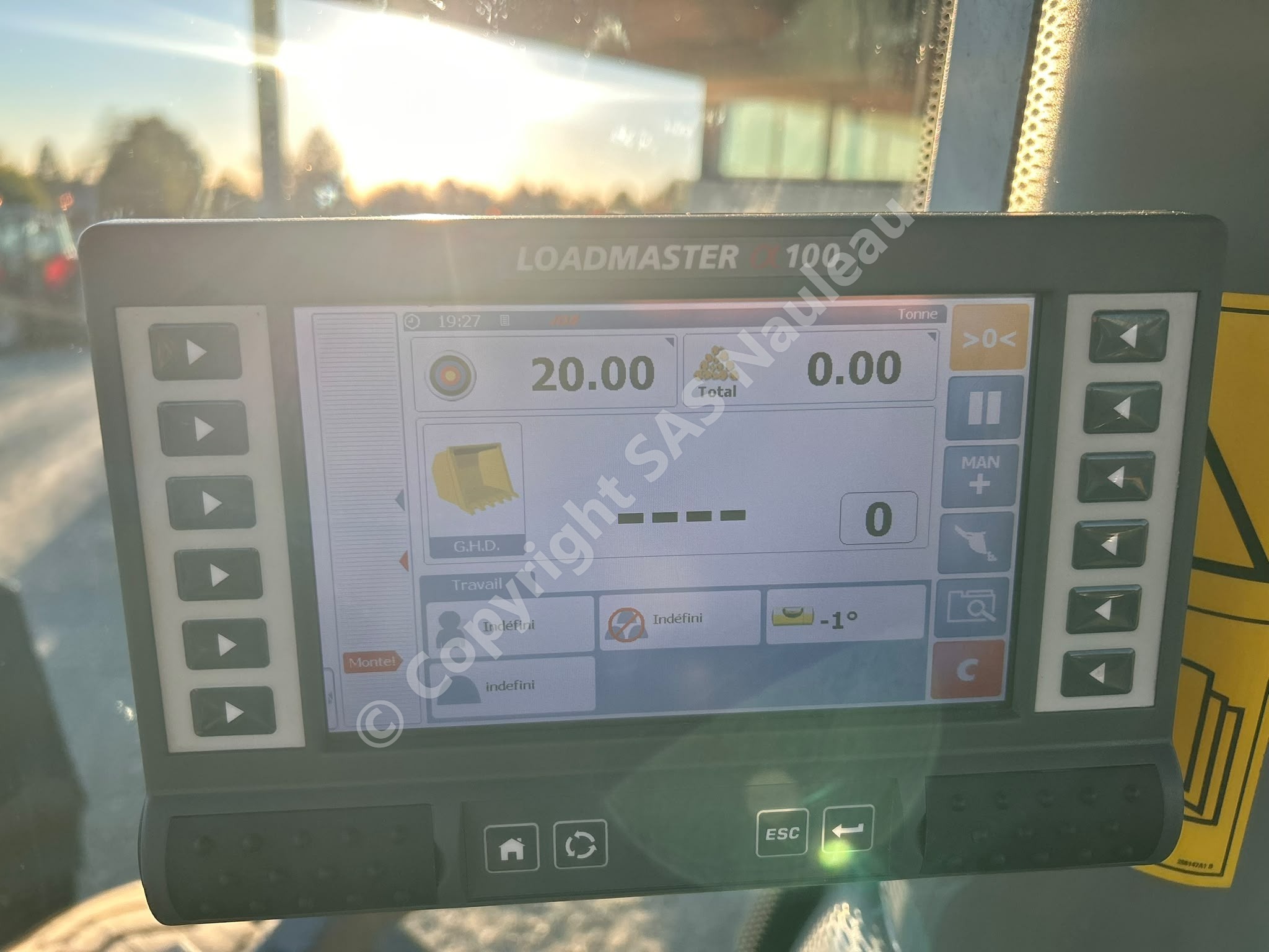 NEW HOLLAND W 130 D