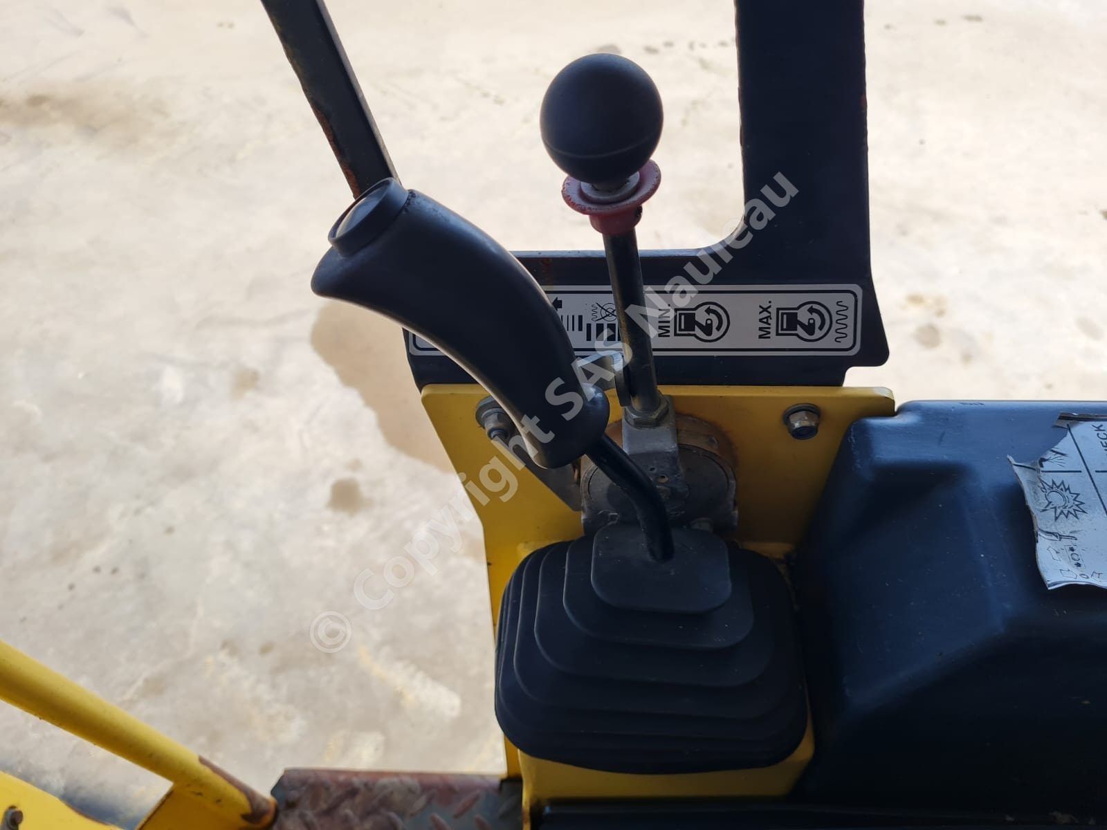 BOMAG BW80AD-2