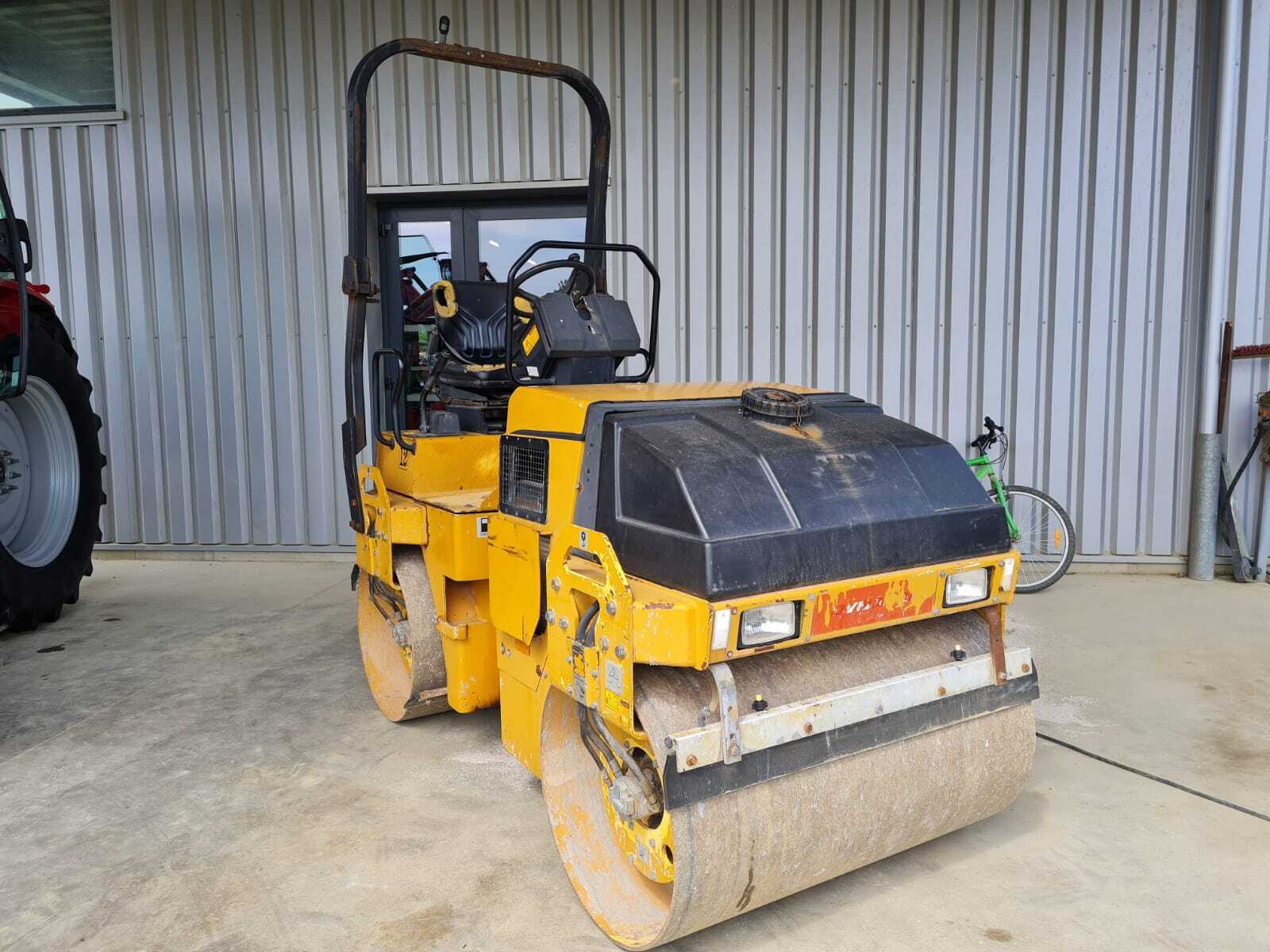 DYNAPAC CC122