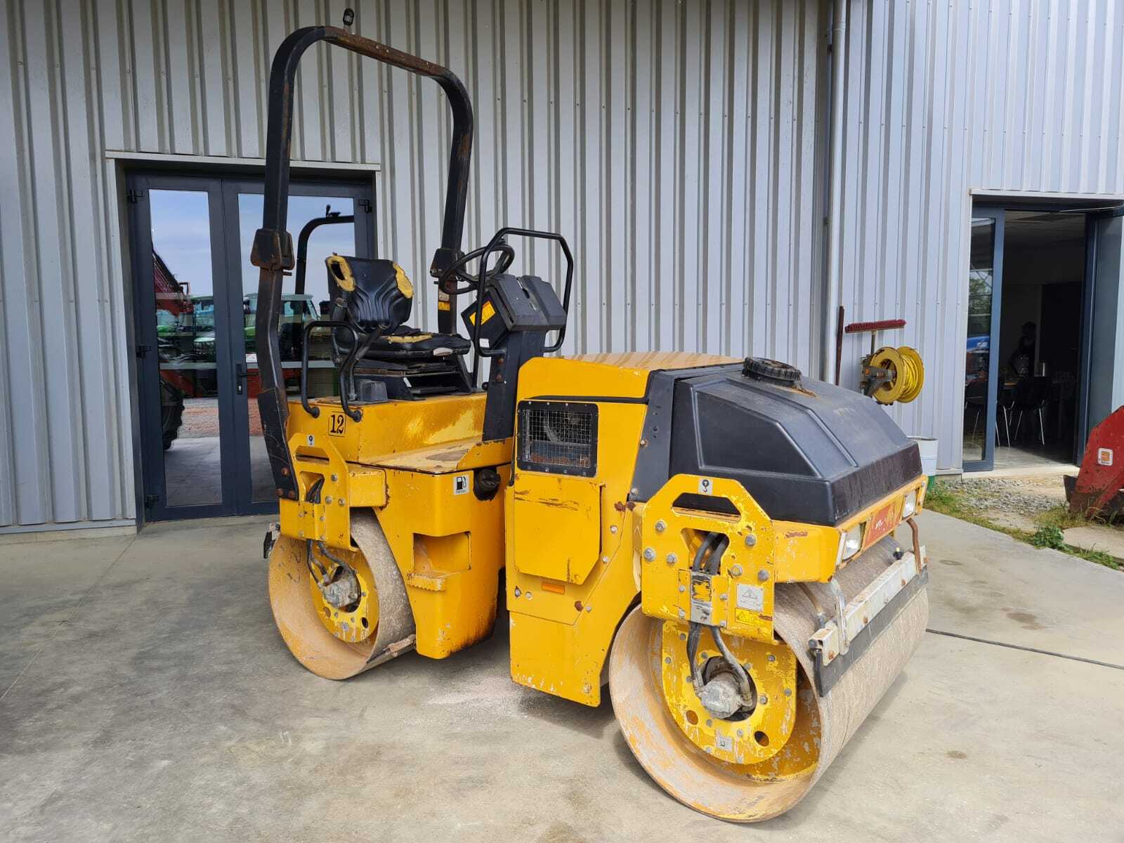 DYNAPAC CC122