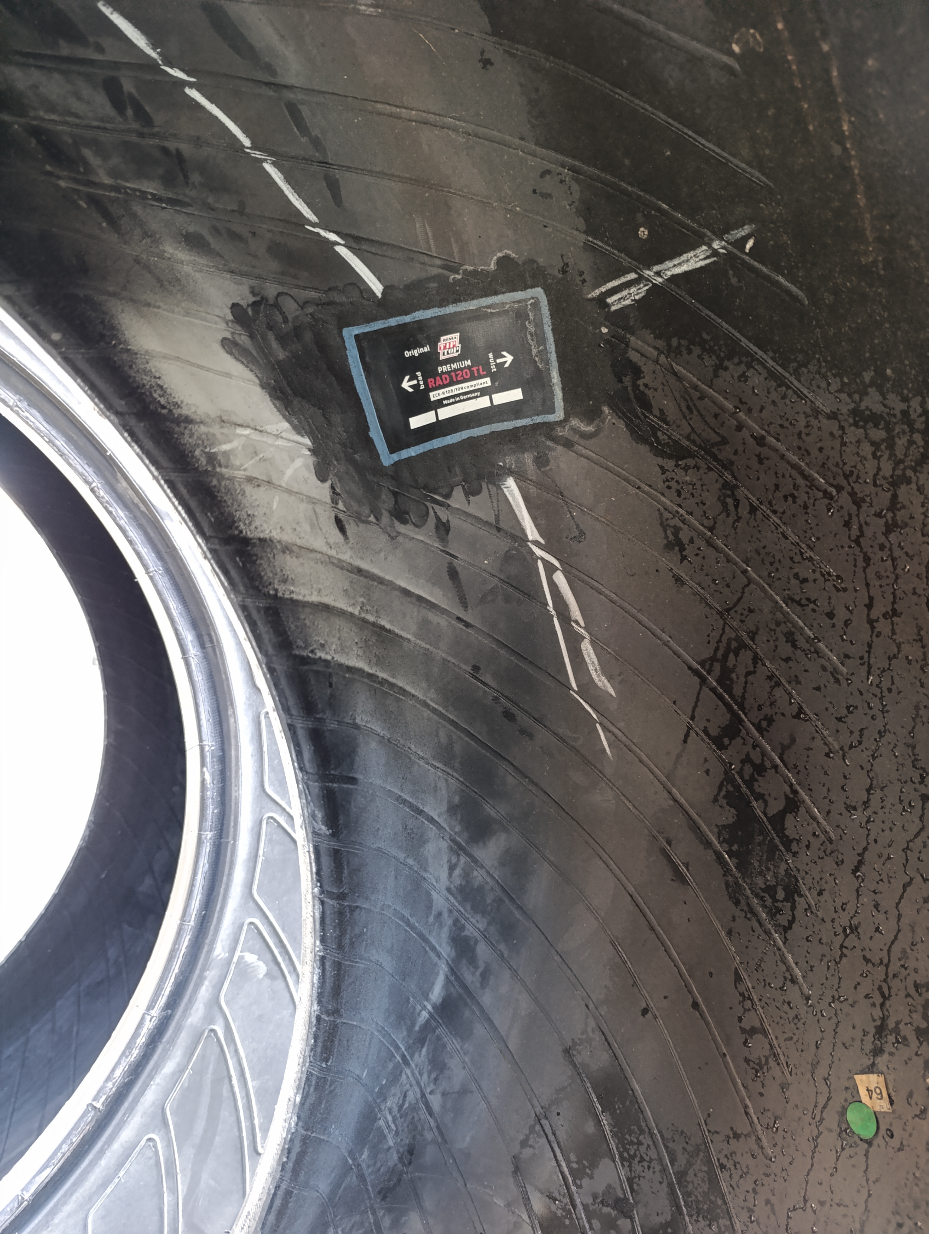 PNEU OCCASION CONTINENTAL 540/65/30