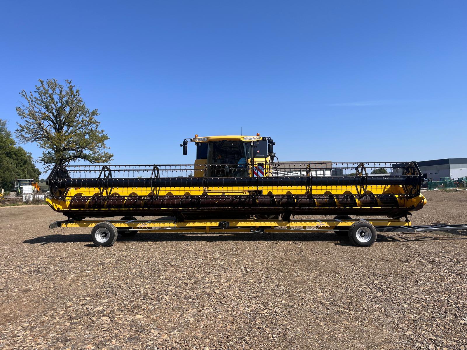 NEW HOLLAND CR 9080 ELEVATION