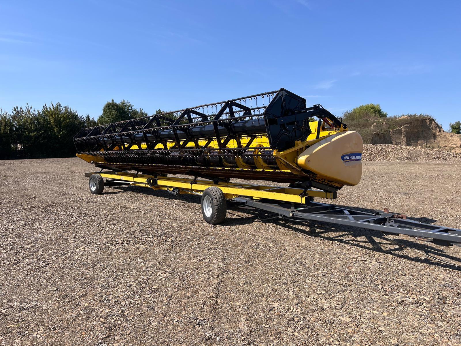 NEW HOLLAND CR 9080 ELEVATION