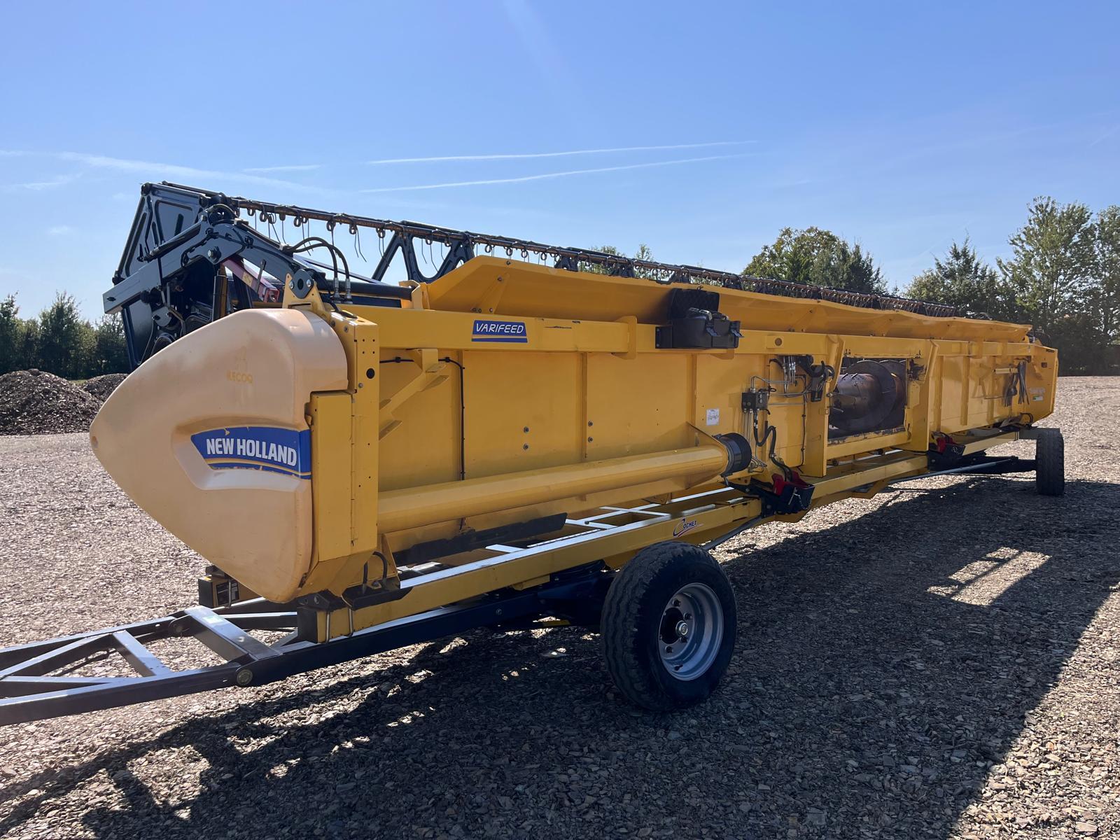 NEW HOLLAND CR 9080 ELEVATION