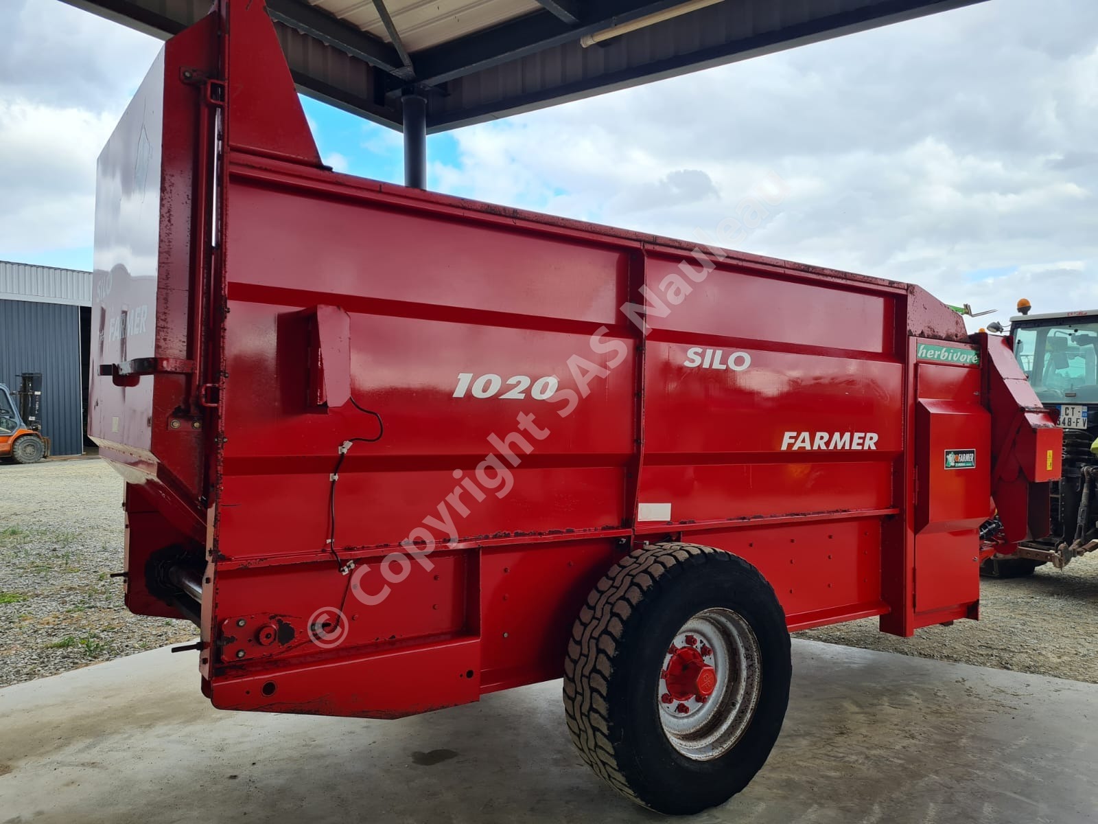 SILOFARMER HERBIVOR 1020