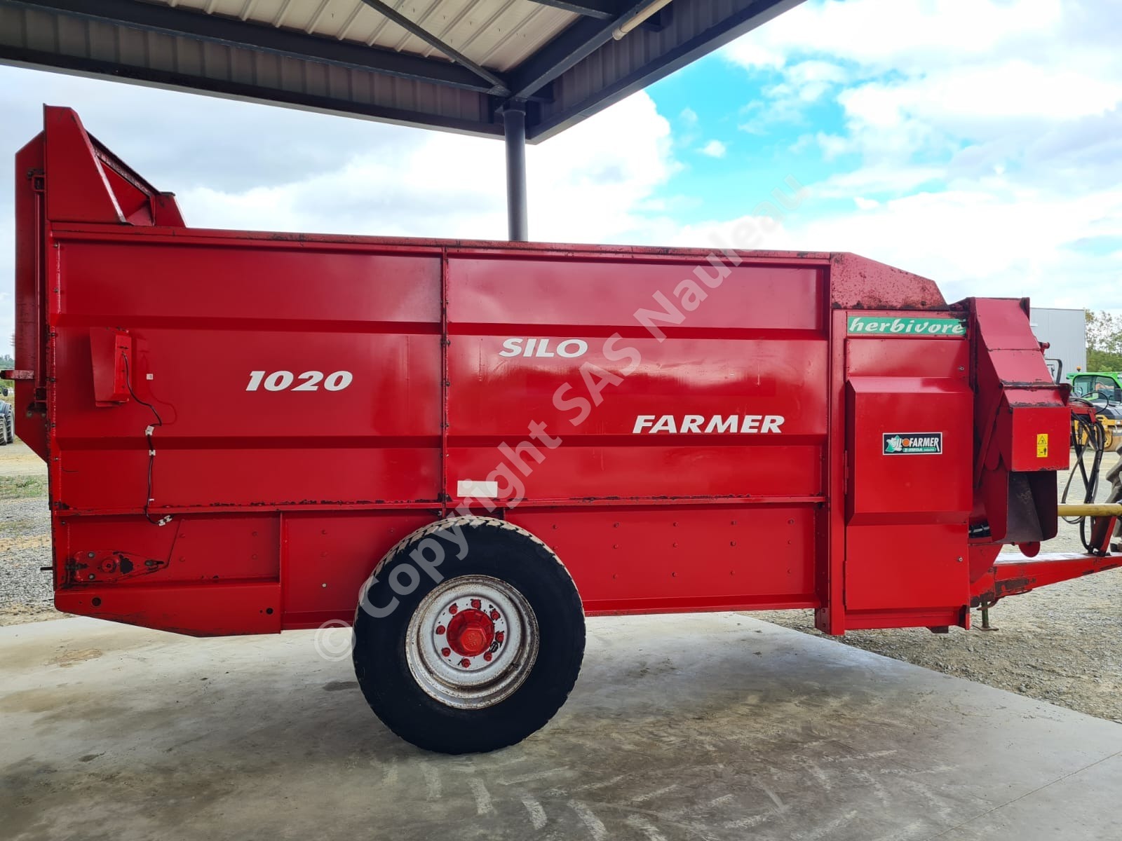 SILOFARMER HERBIVOR 1020