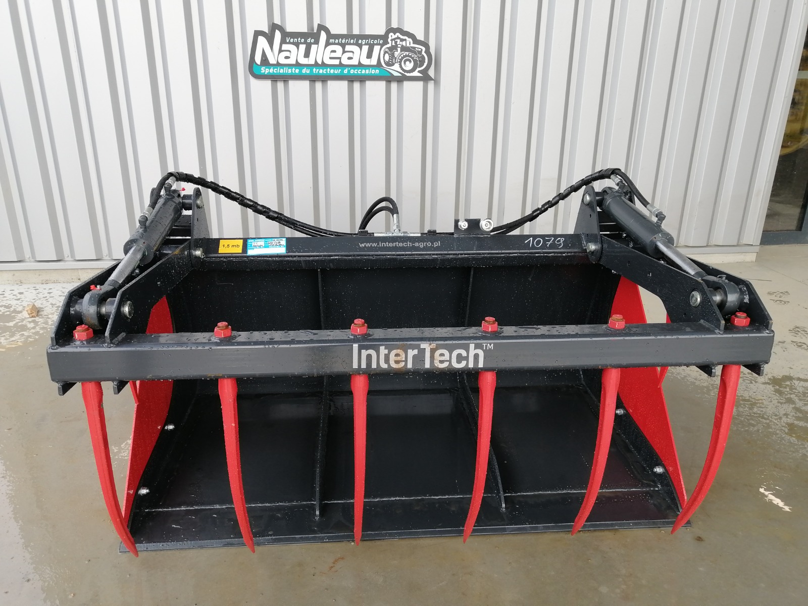 GODET GRIFFE 150CM ATTELAGE MAILLEUX