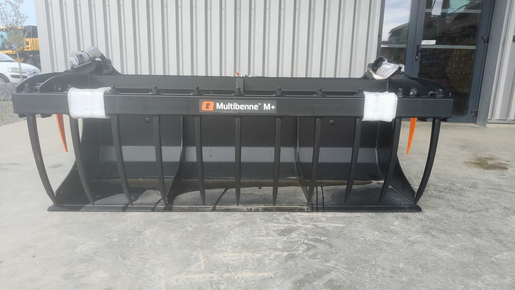 Quicke MULTIBENNE M+ 210 attelage boulonné aux choix