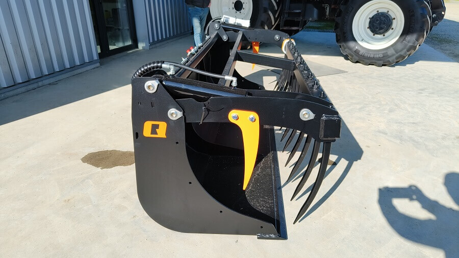 GODET GRIFFE 250CM M+ QUICKE ATTELAGE BOULONNE AU CHOIX