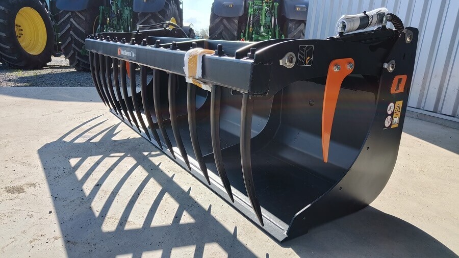 GODET GRIFFE 250CM M+ QUICKE ATTELAGE BOULONNE AU CHOIX