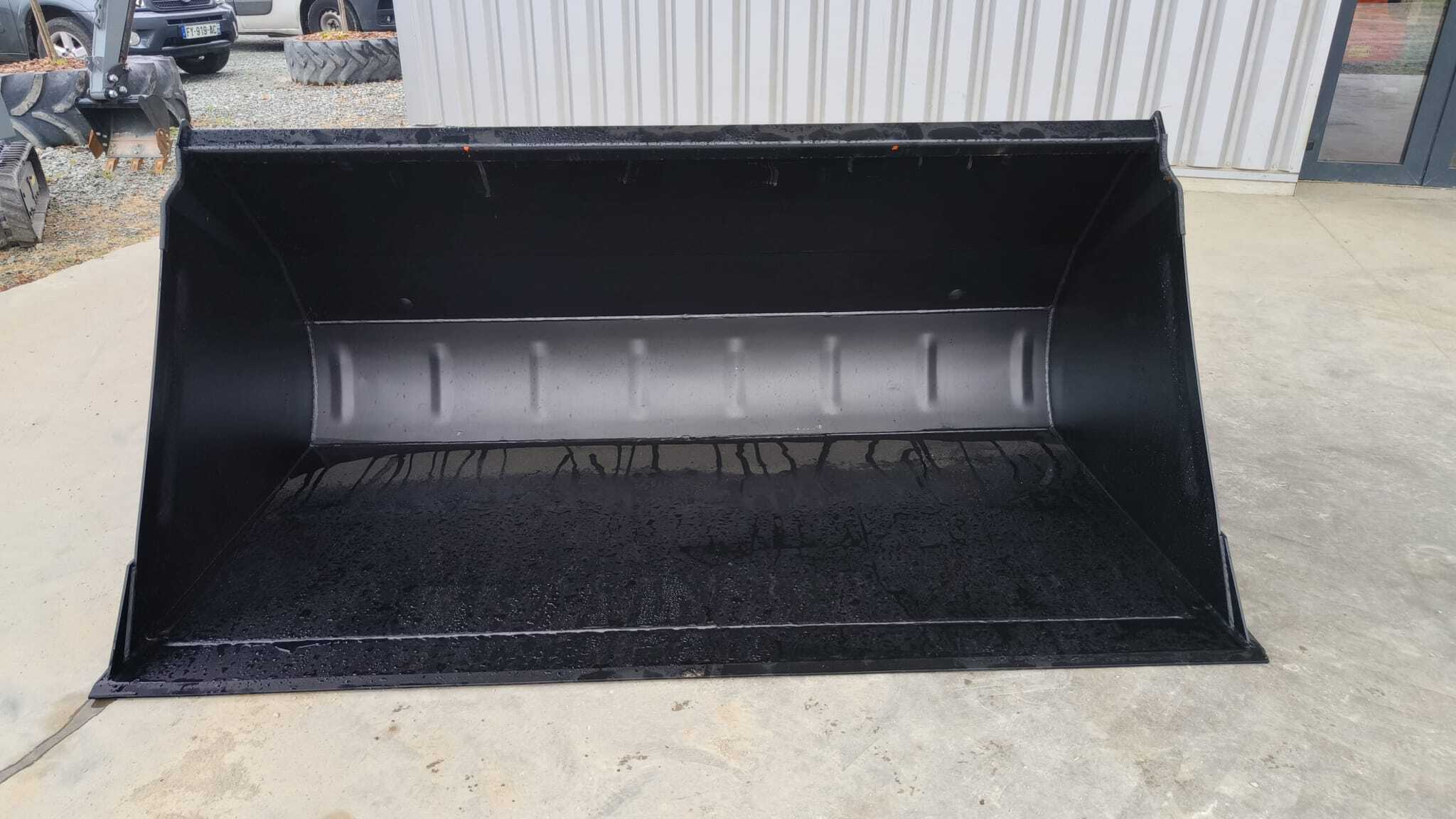 GODET GRAND VOLUME 205CM ATTELAGE MX