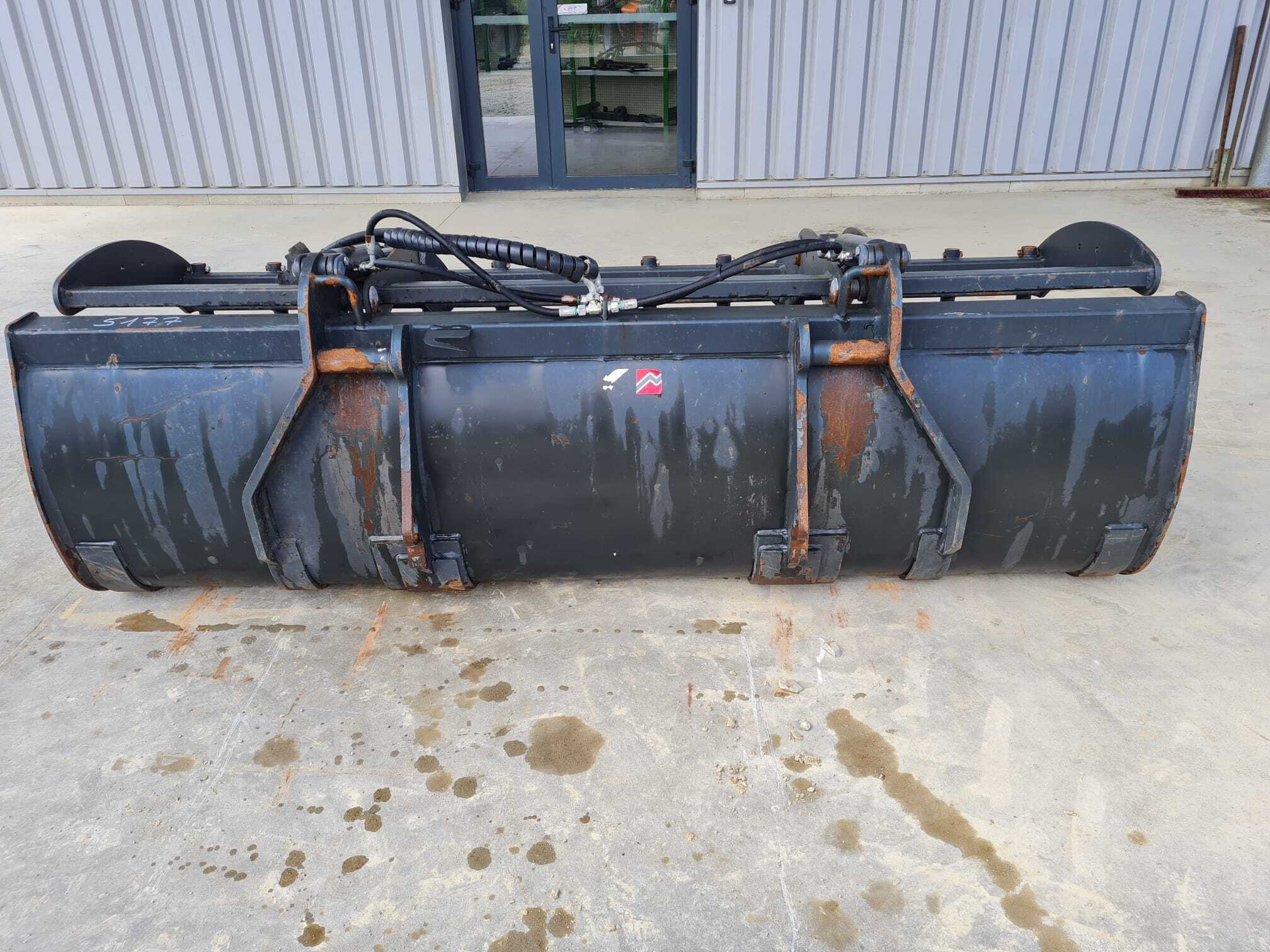 GODET GRIFFE MAILEUX 245 HIGH ATTELAGE MX
