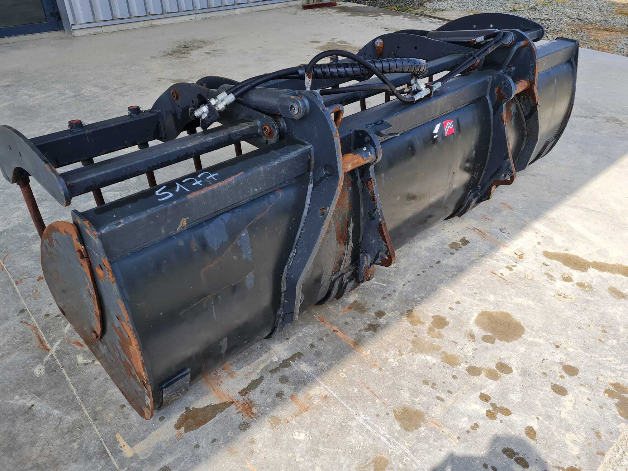 GODET GRIFFE MAILEUX 245 HIGH ATTELAGE MX