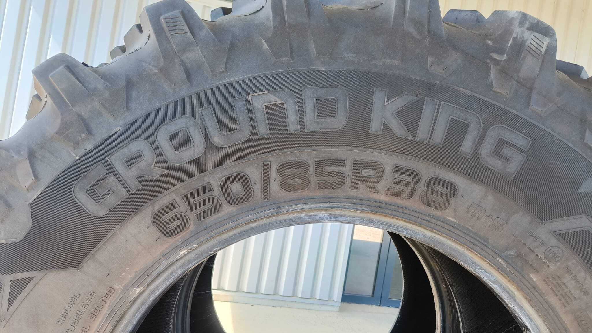 Pneus Nokian GroundKing 650/85/38 + 600/70/28