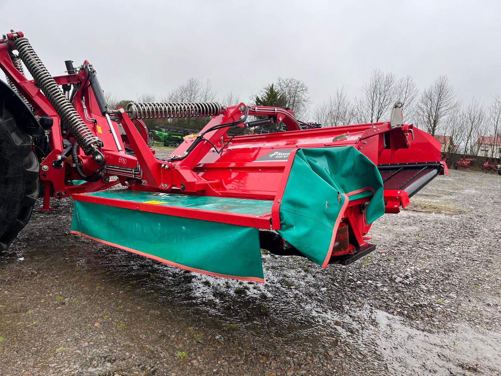 KVERNELAND 3332 FT + 5090 MT BX