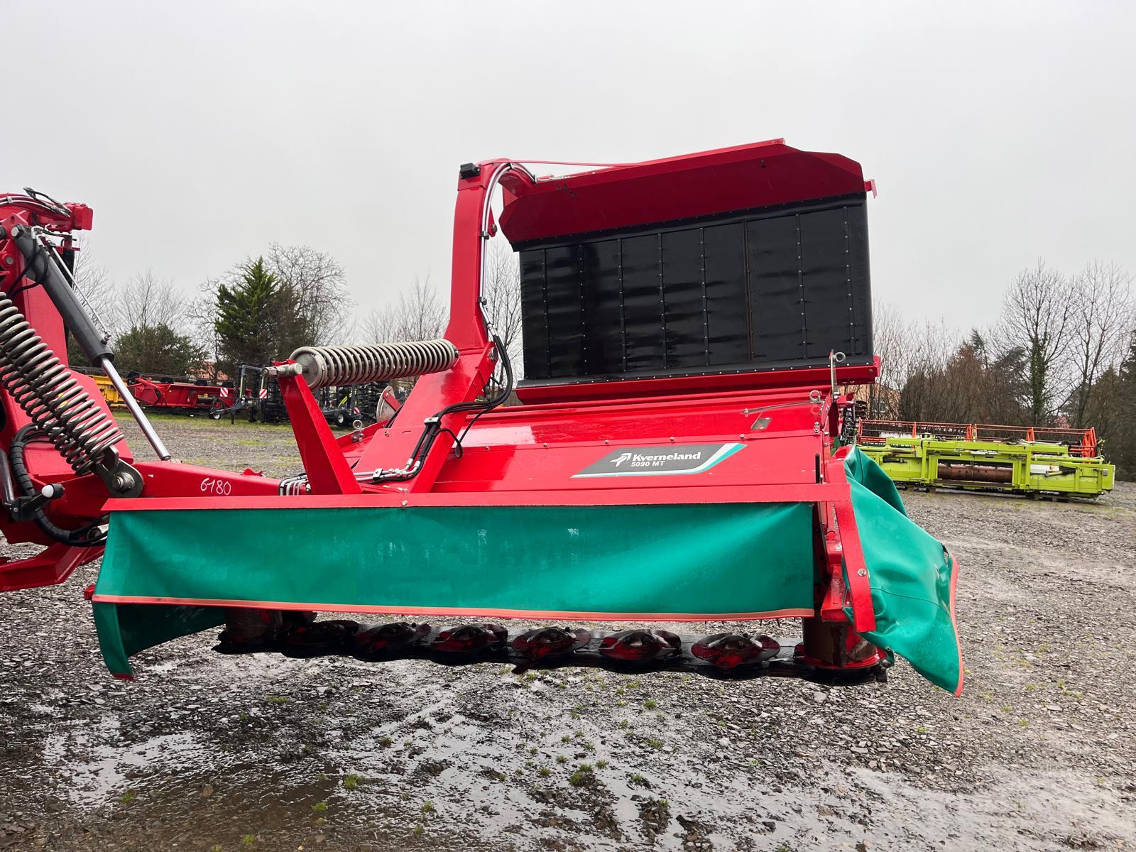 KVERNELAND 3332 FT + 5090 MT BX