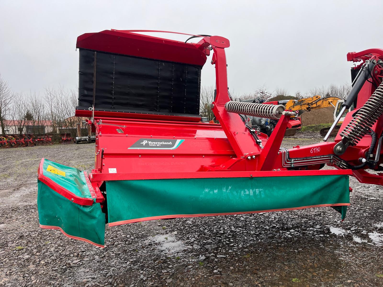 KVERNELAND 3332 FT + 5090 MT BX