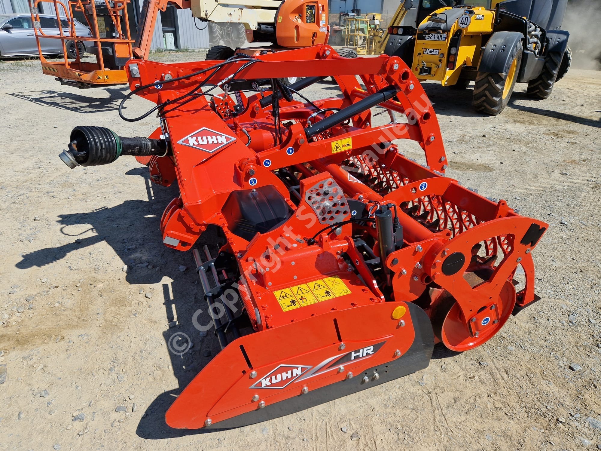 KHUN HR 3020