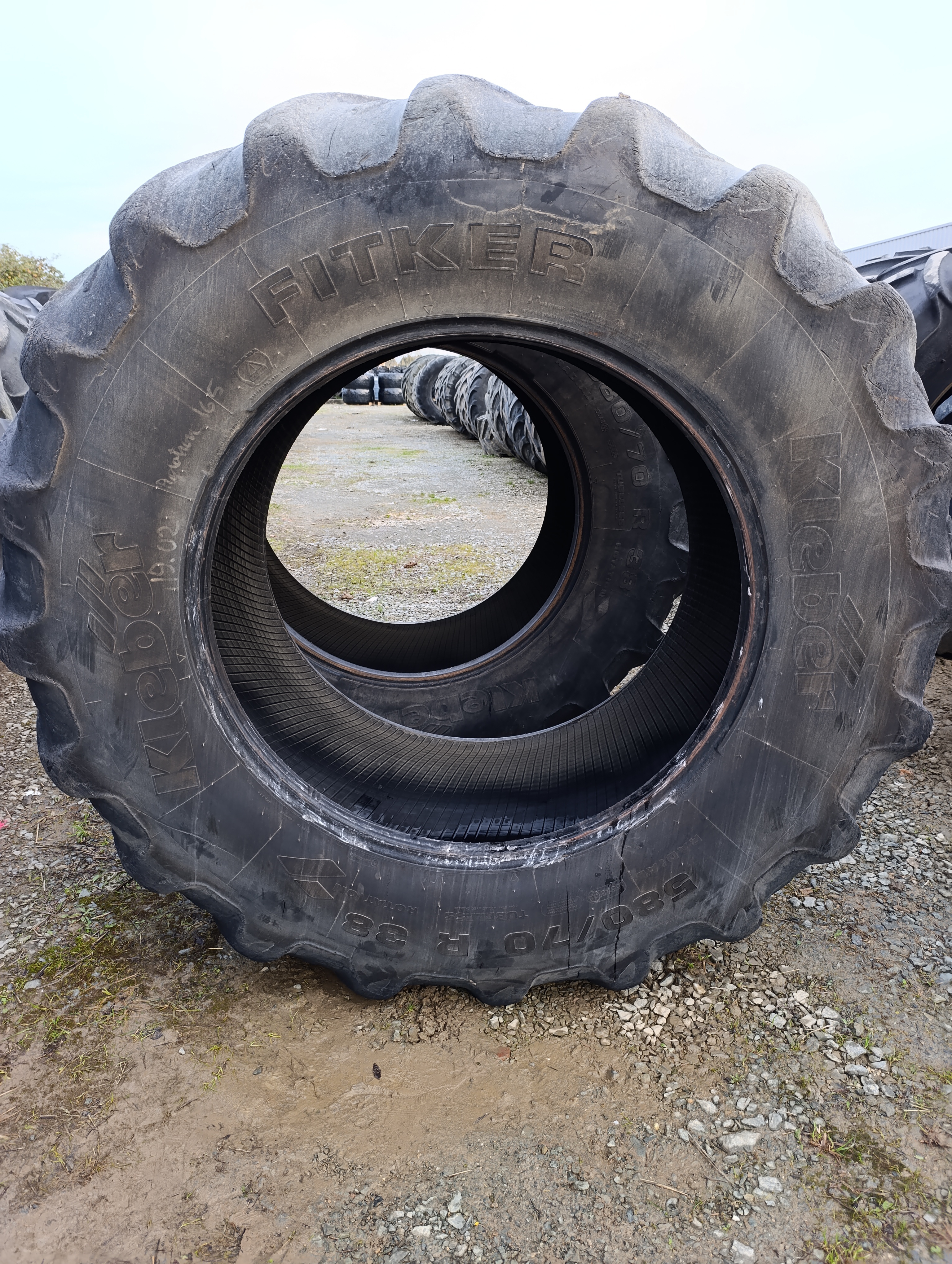 PNEU OCCASION KLEBER 580/70/38