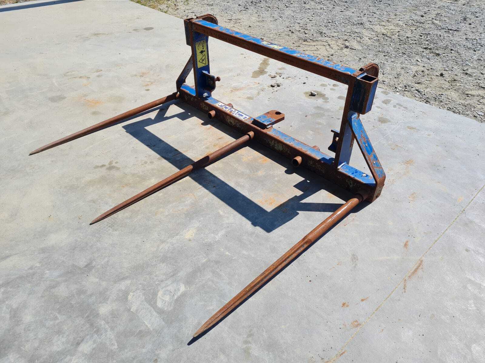 PIC BOTTES DESVOYS 1M60
