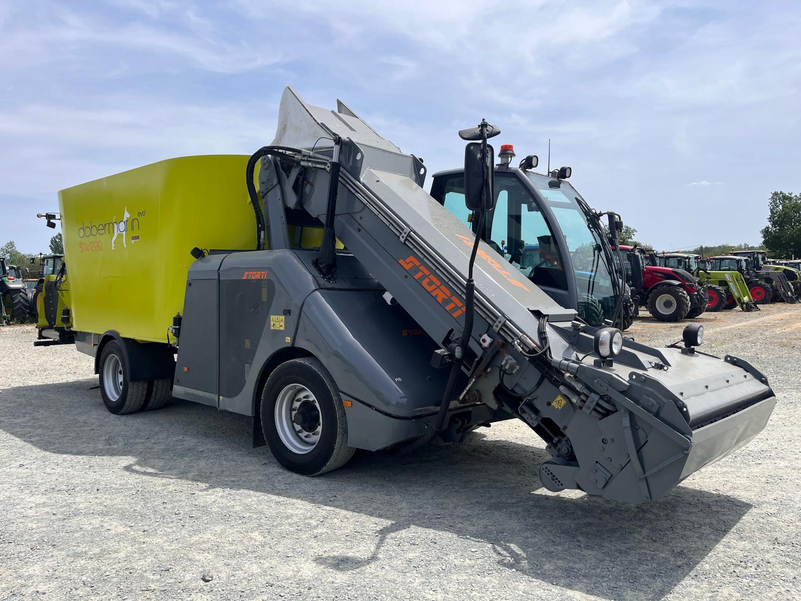STORTI DOBERMANN SW220