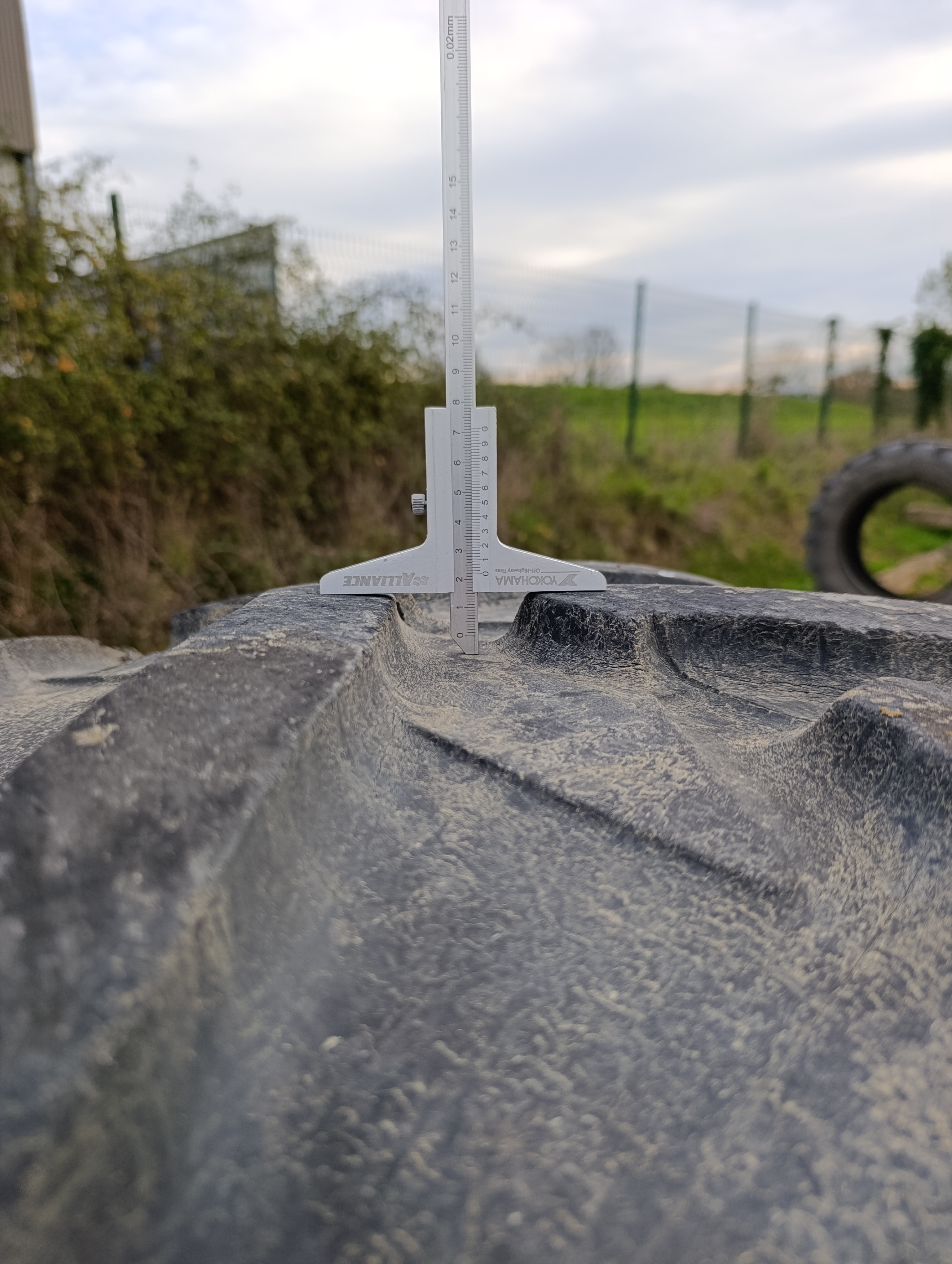 PNEU OCCASION MICHELIN 460/85/38