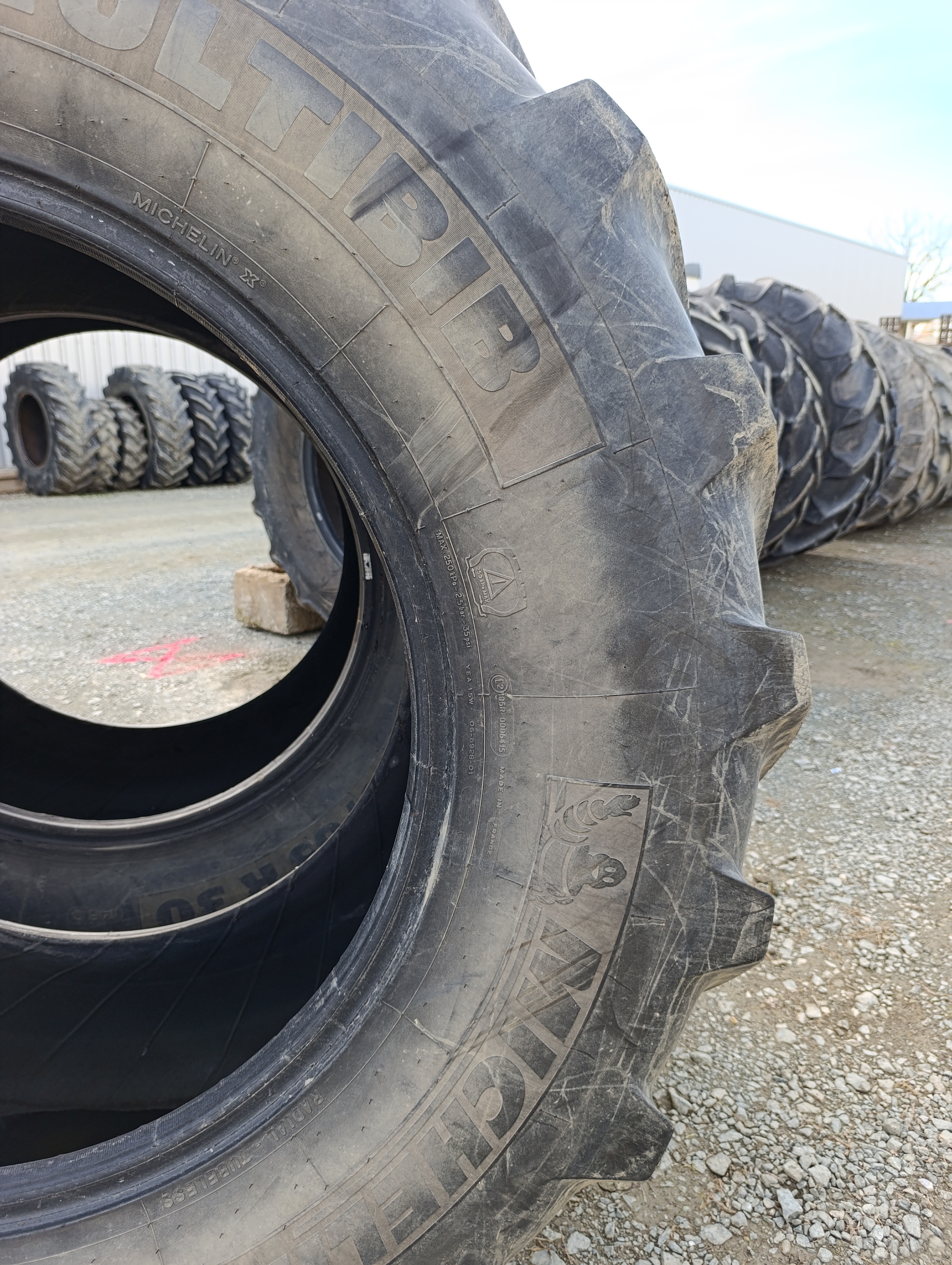 PNEU OCCASION MICHELIN 540/65/30