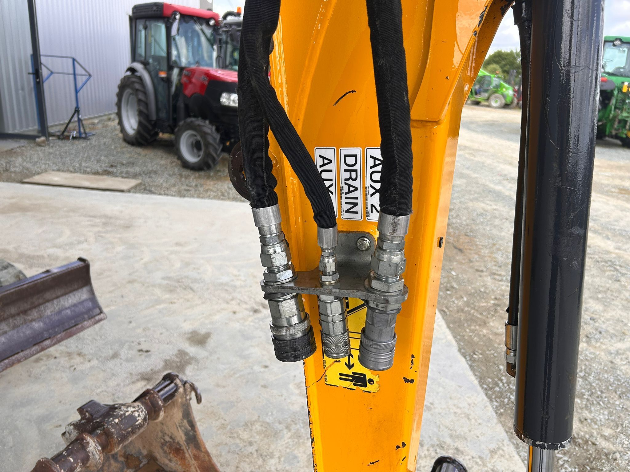 BOBCAT E26