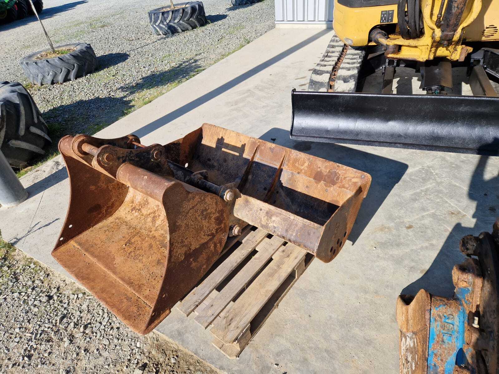 CATERPILLAR 304CR