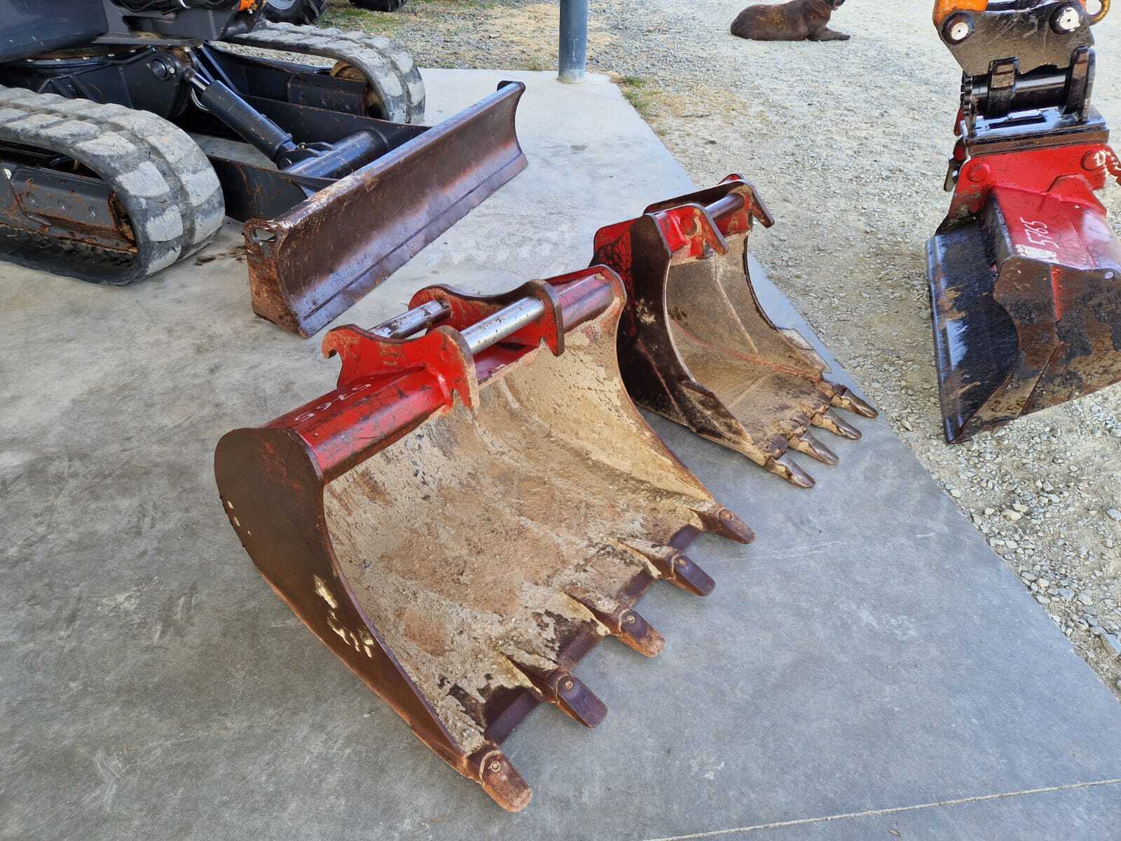 DOOSAN DX63-3