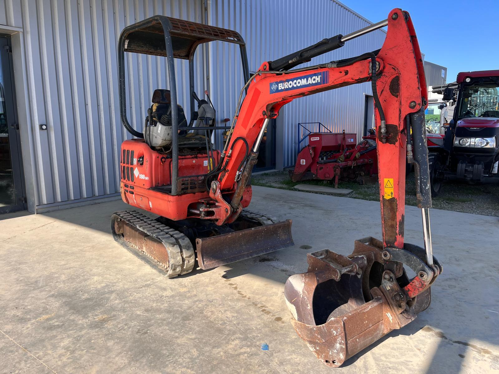 EUROCOMACH ES 180 SR