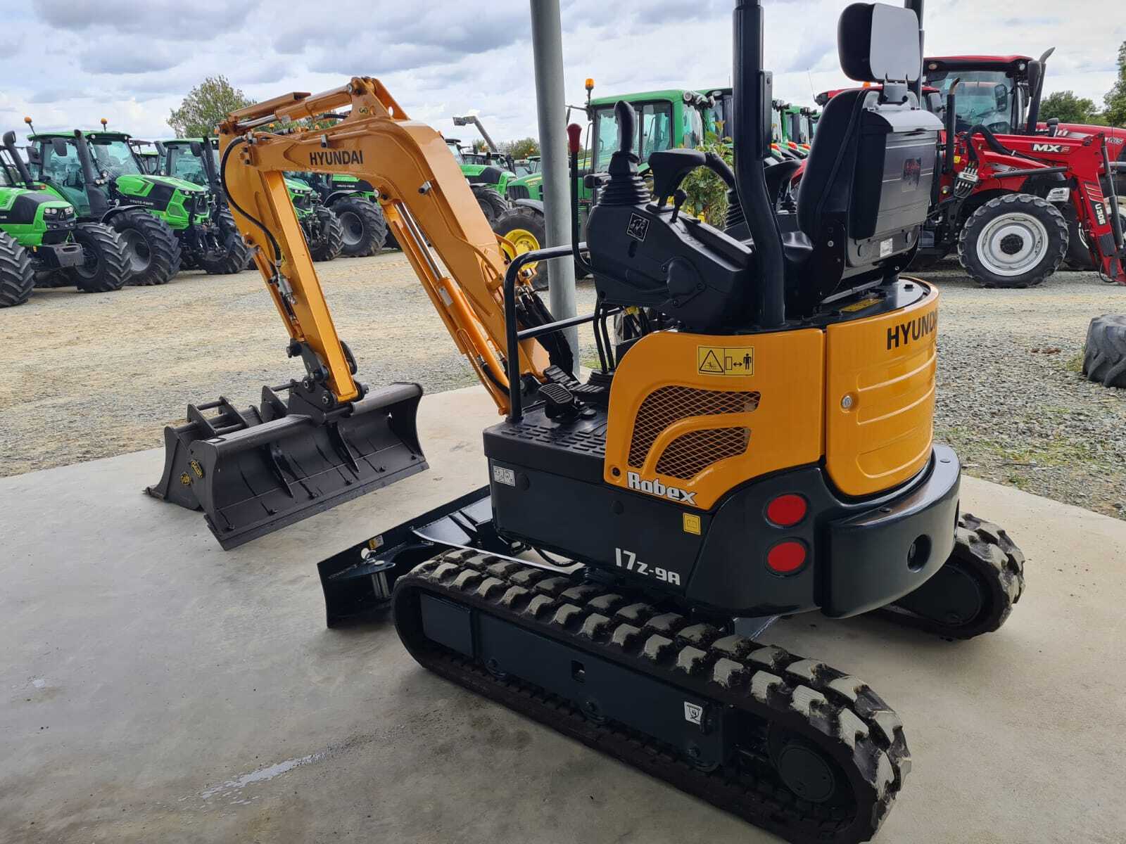 HYUNDAI ROBEX 17Z-9A