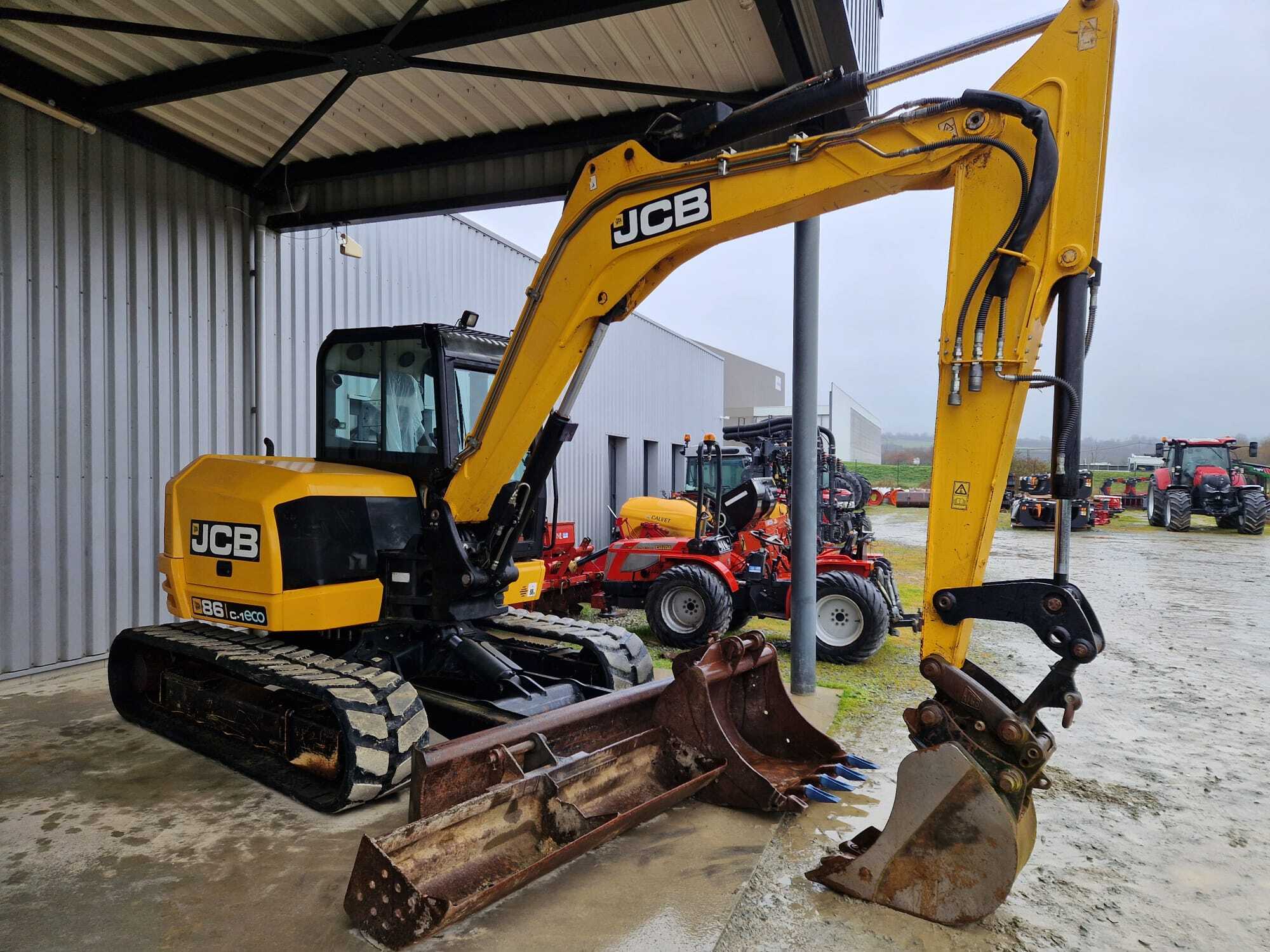JCB 86C-1