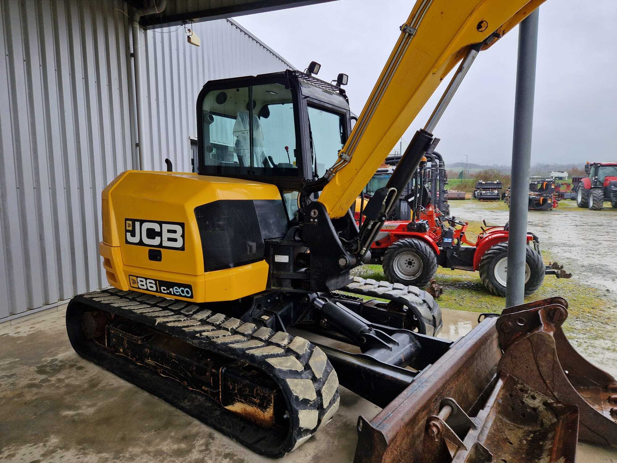 JCB 86C-1