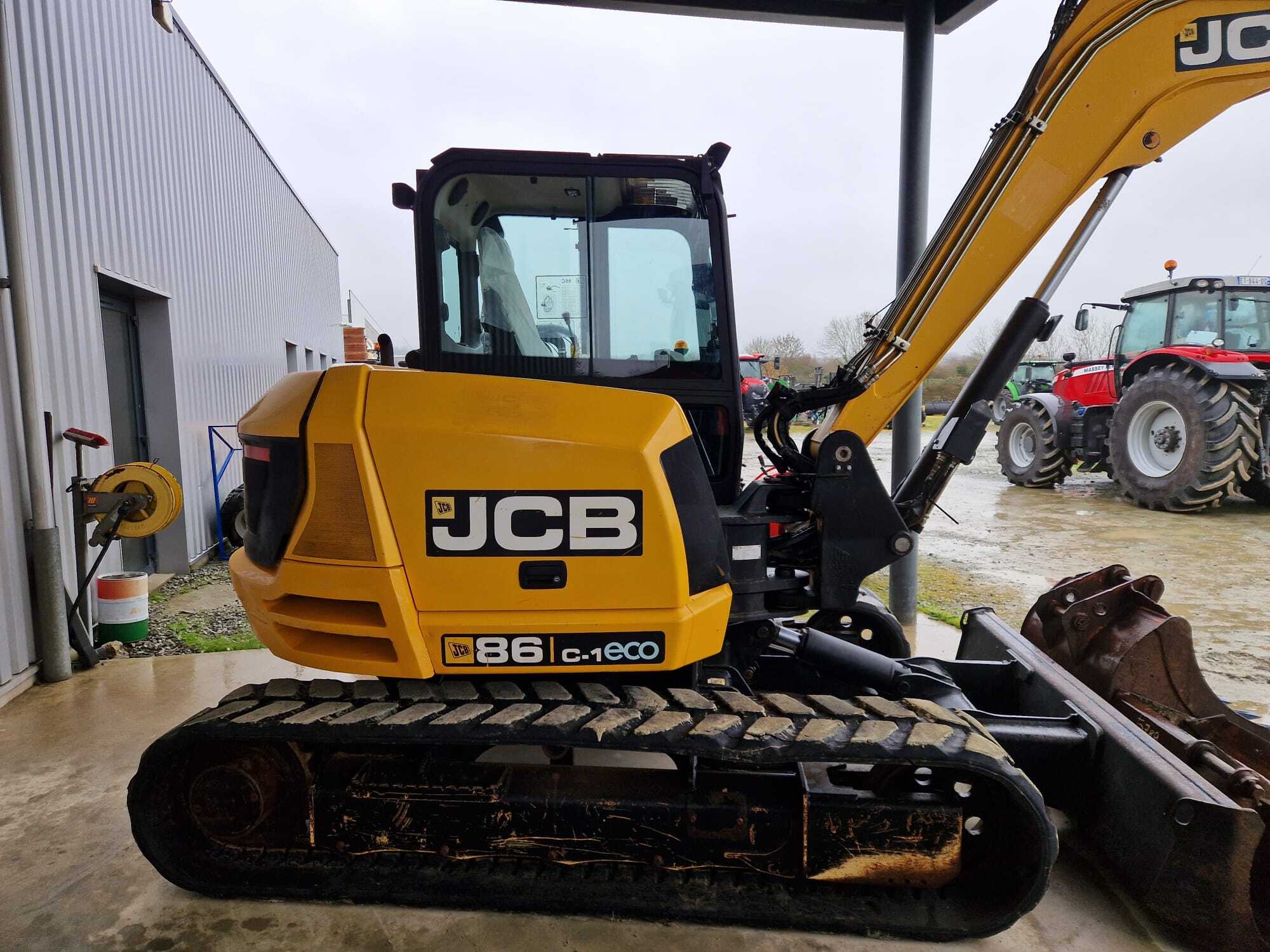 JCB 86C-1