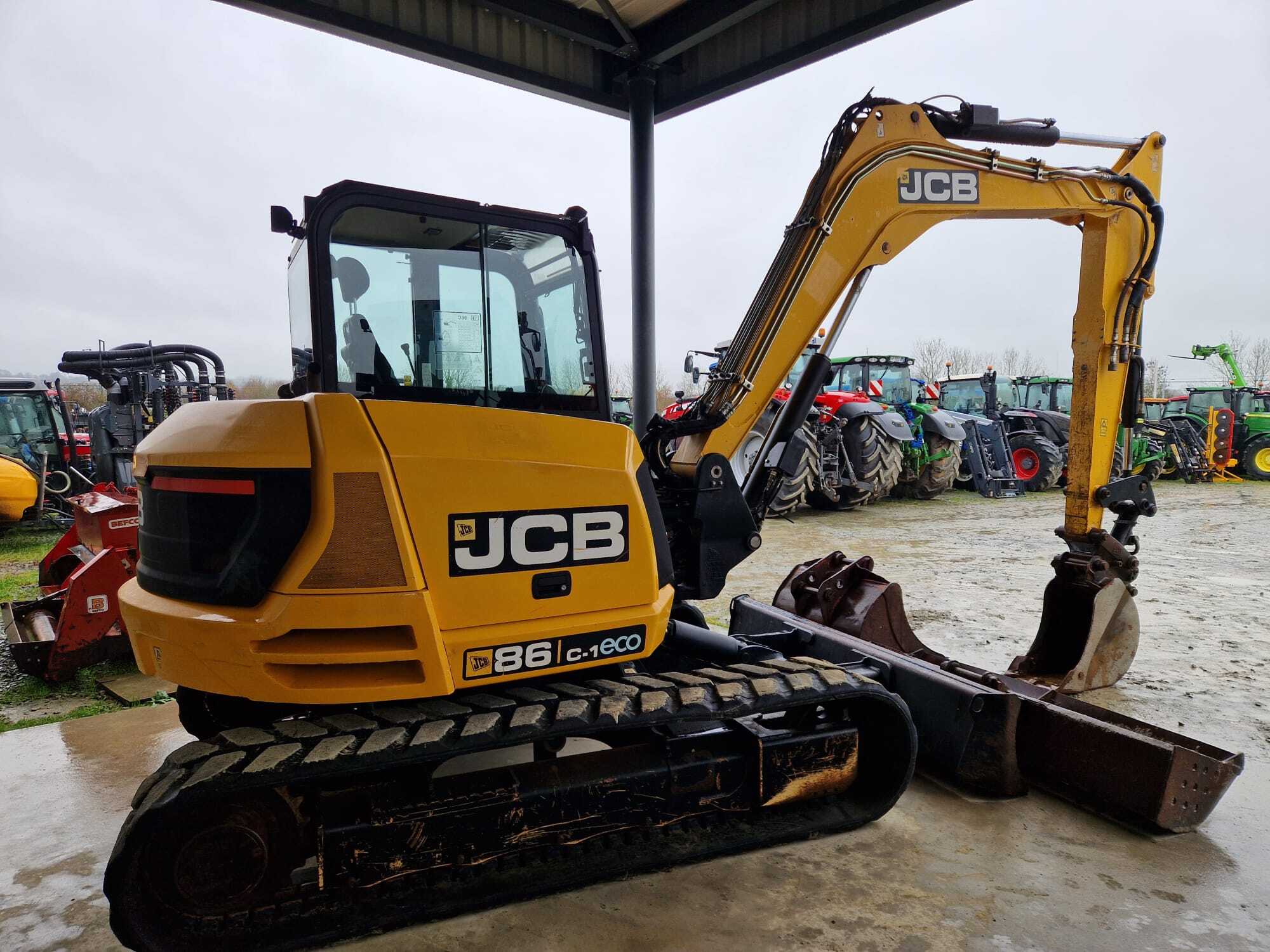 JCB 86C-1