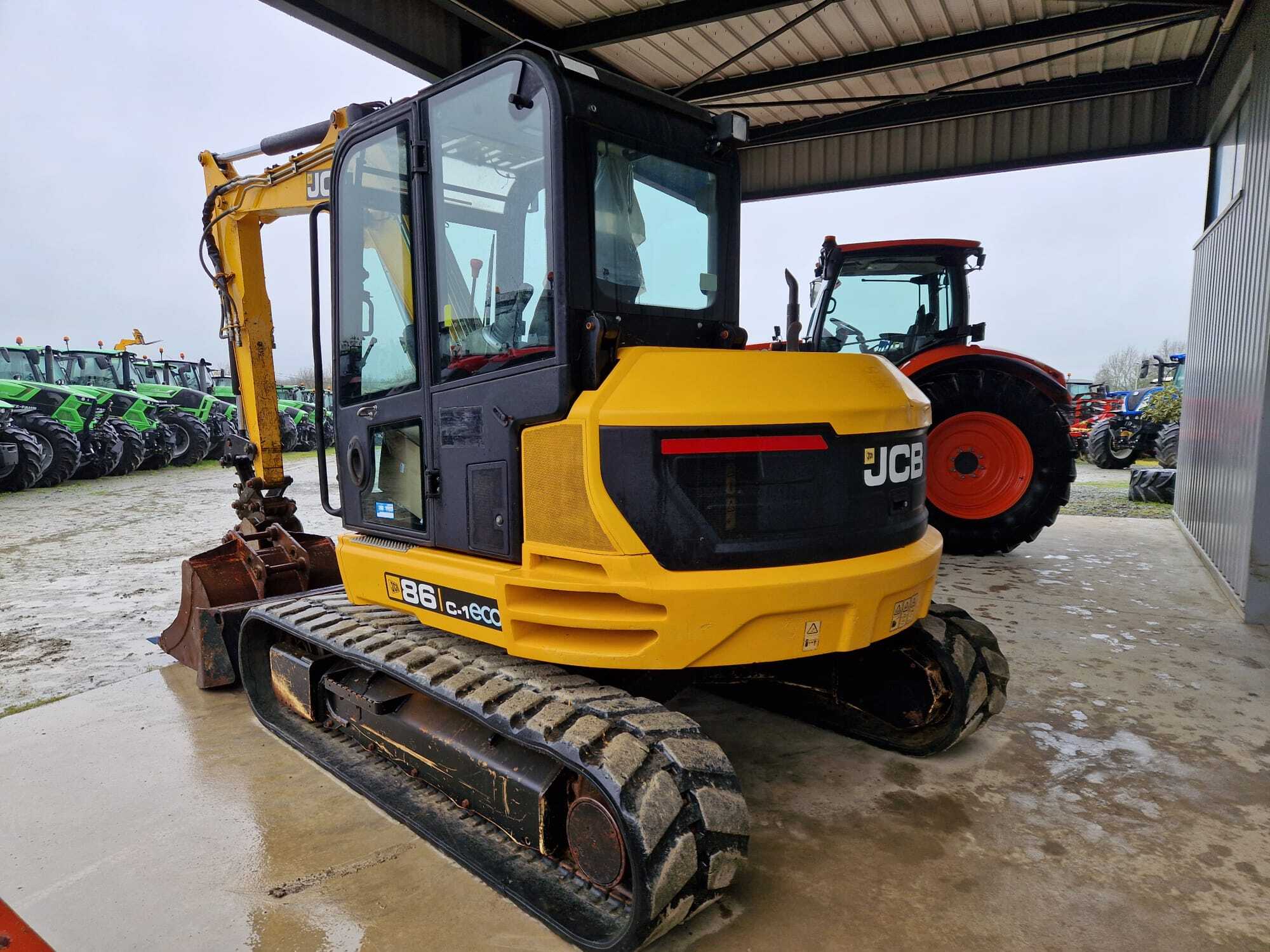 JCB 86C-1