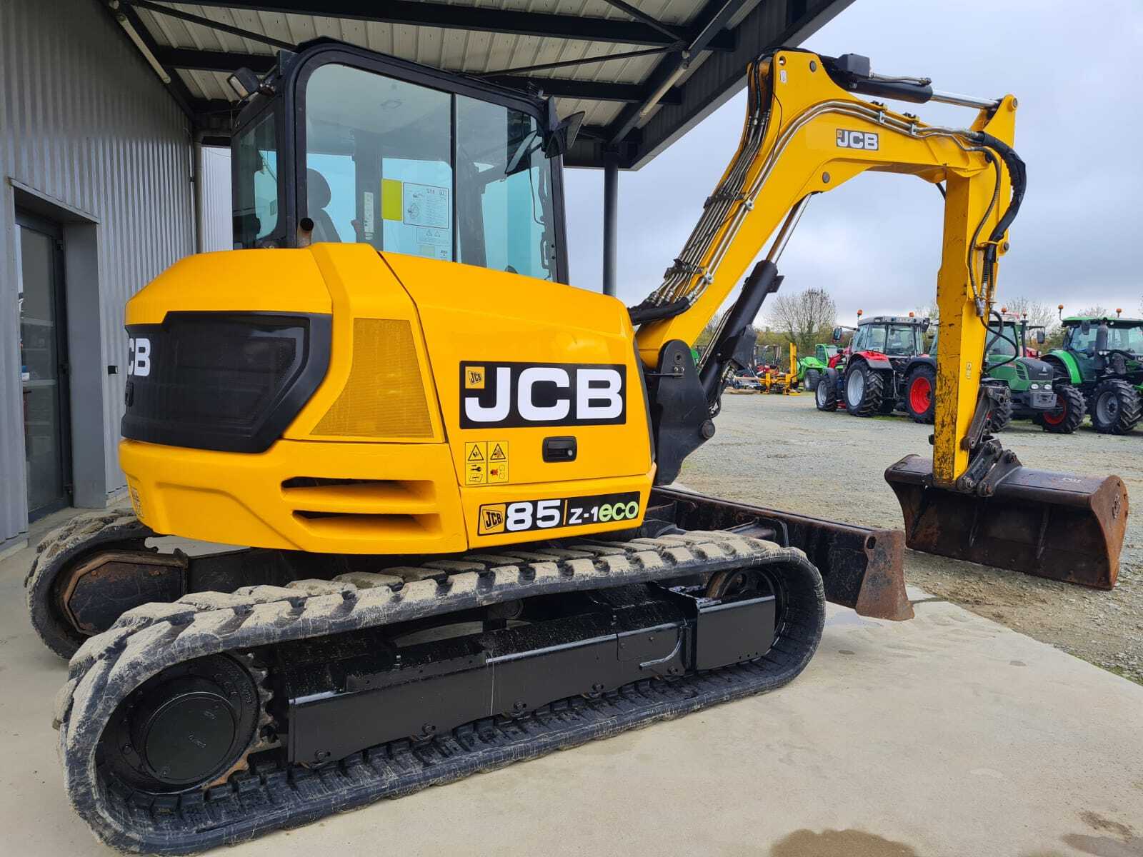 JCB 85Z-1