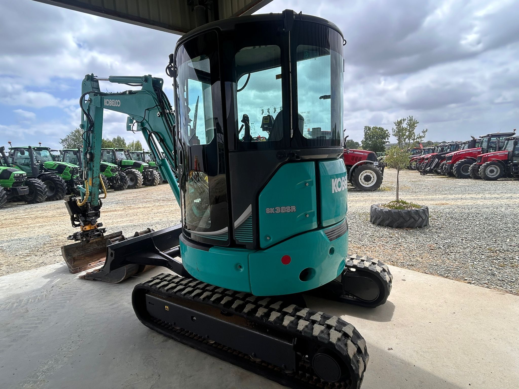 KOBELCO SK30SR2 + ENGCON