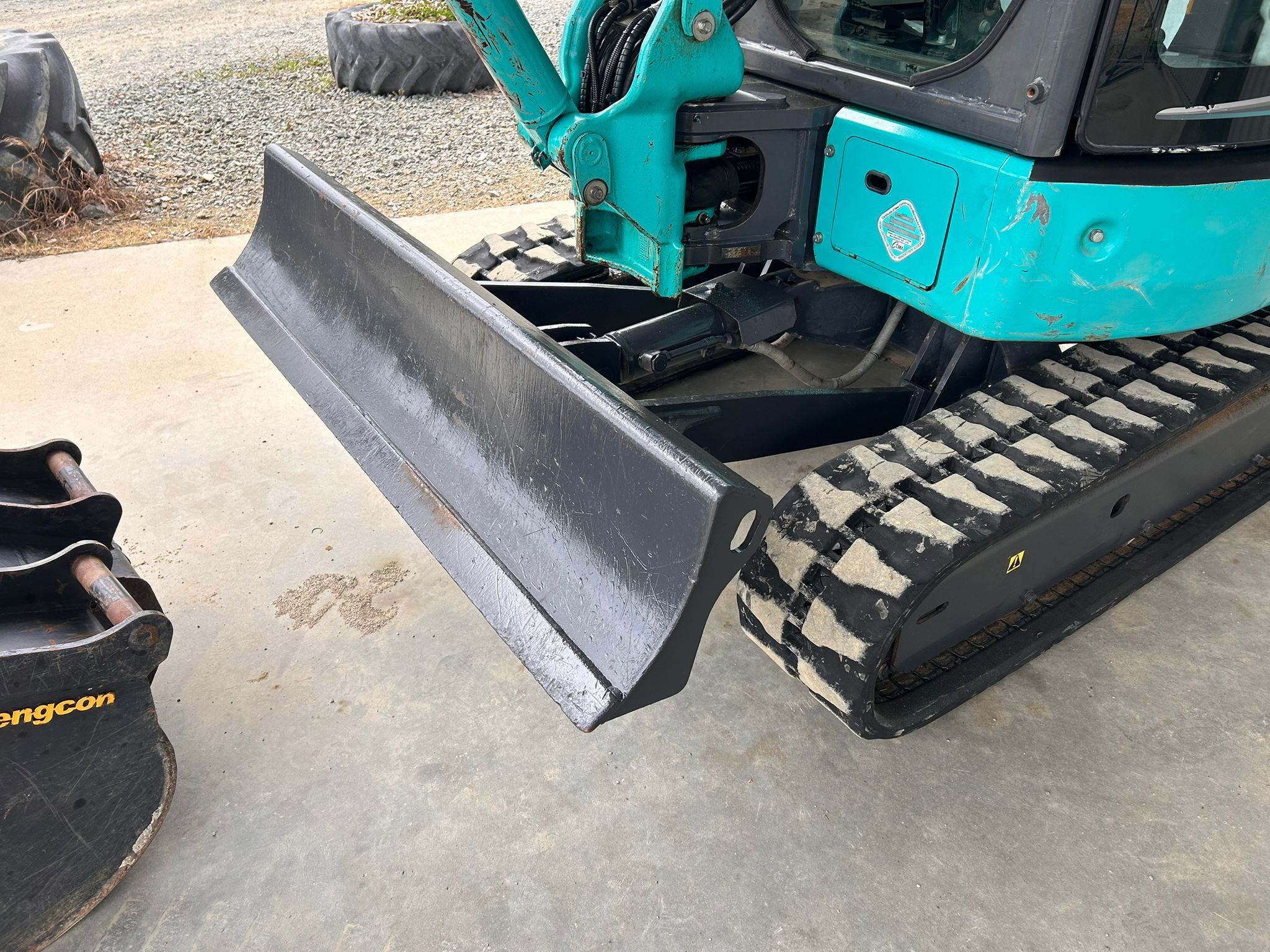 KOBELCO SK30SR2 + ENGCON